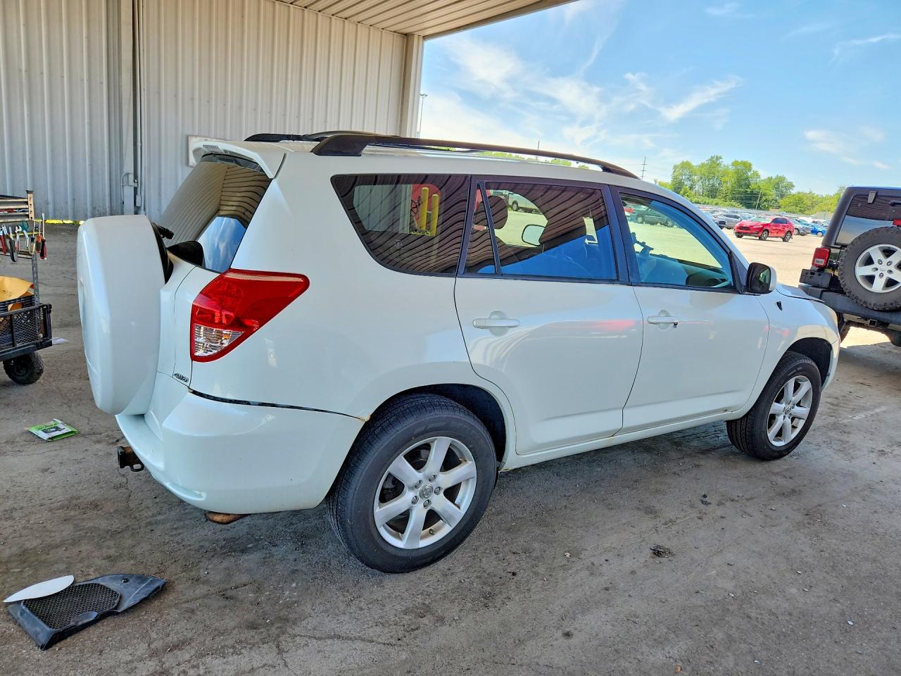 2008 Toyota Rav4 Limited White vin: JTMBD31V885134357