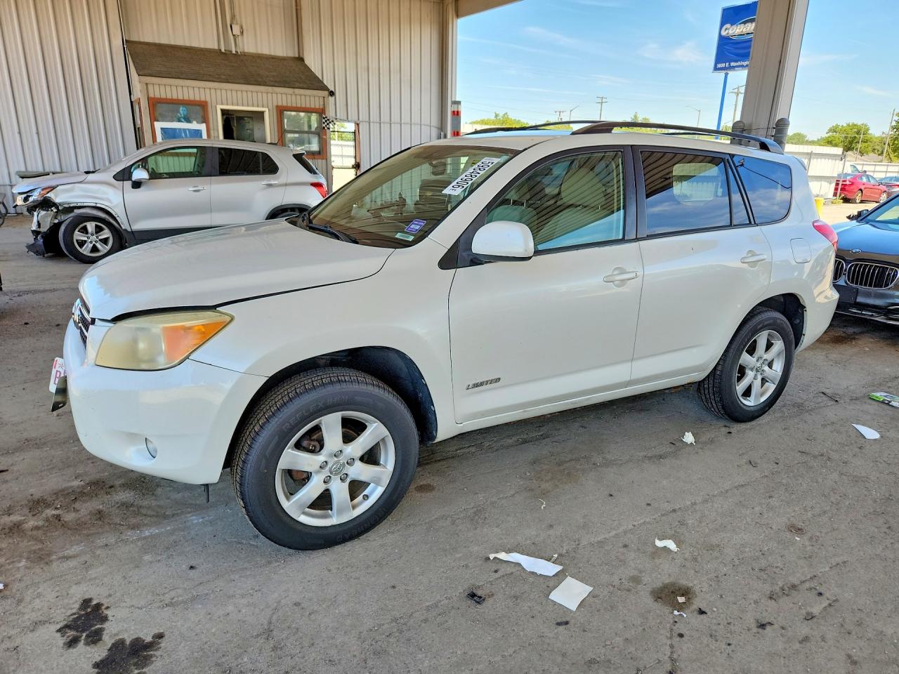 2008 Toyota Rav4 Limited White vin: JTMBD31V885134357