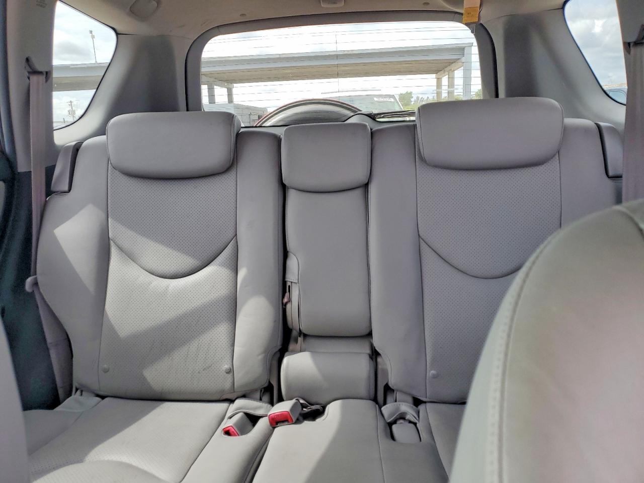 2008 Toyota Rav4 Limited Red vin: JTMBD31V886080133