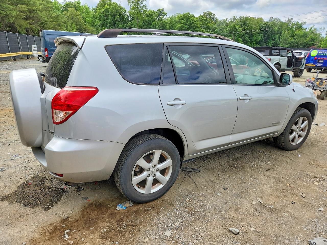 2007 Toyota Rav4 Limited Silver vin: JTMBD31V975073292