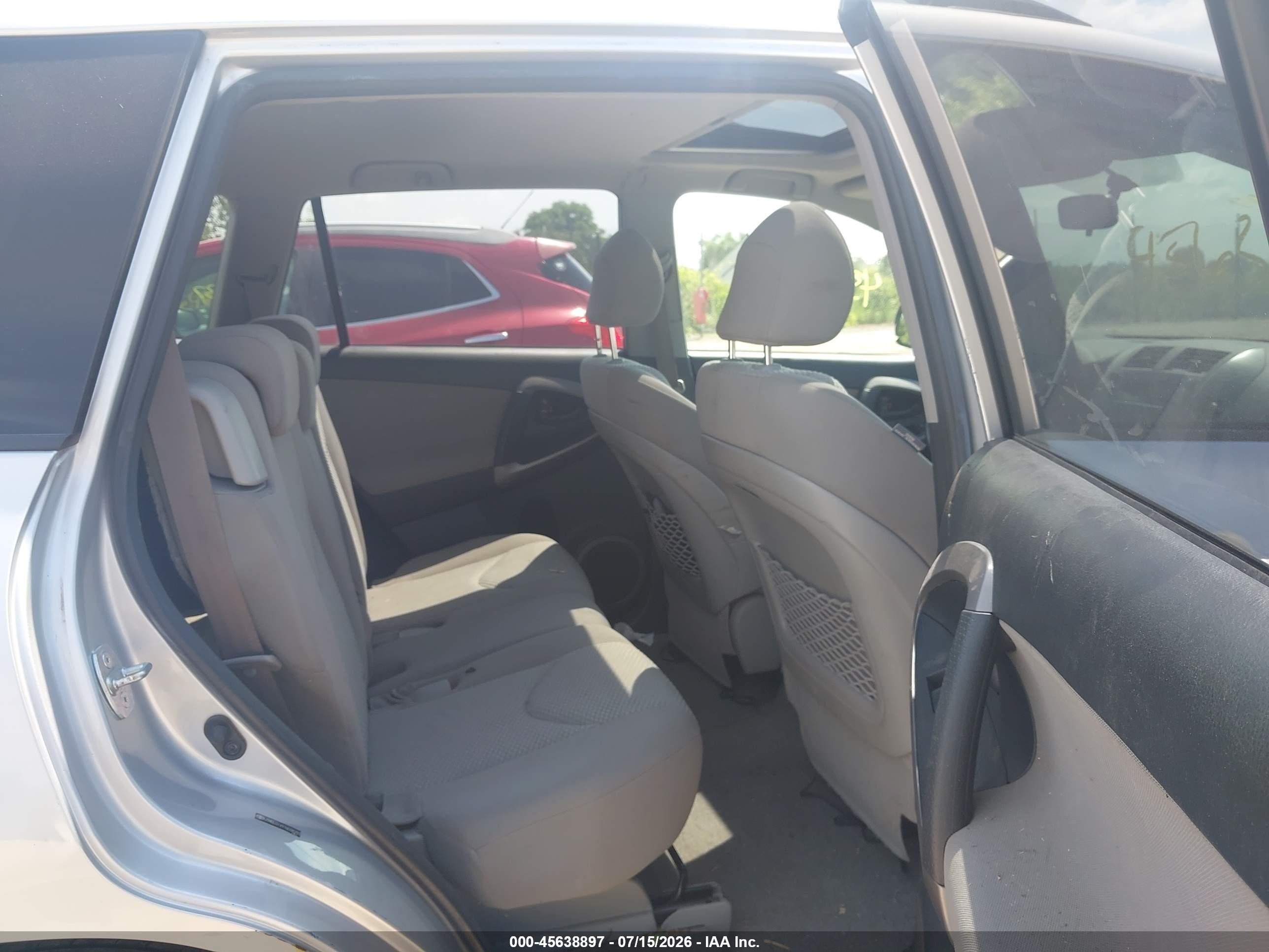 2007 Toyota Rav4 Limited Серебряный vin: JTMBD31V976038293