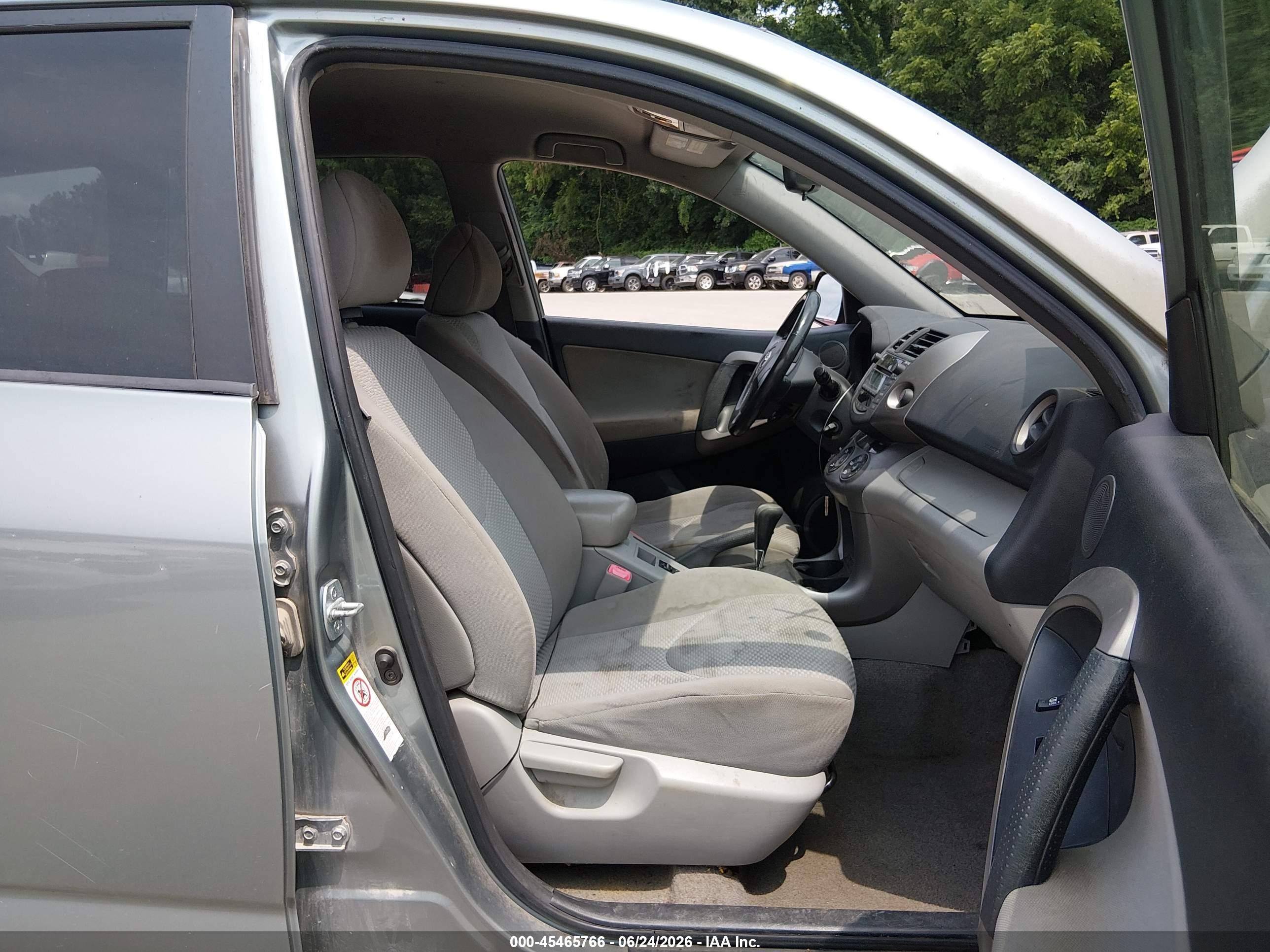 2007 Toyota Rav4 Limited Green vin: JTMBD31V976046748