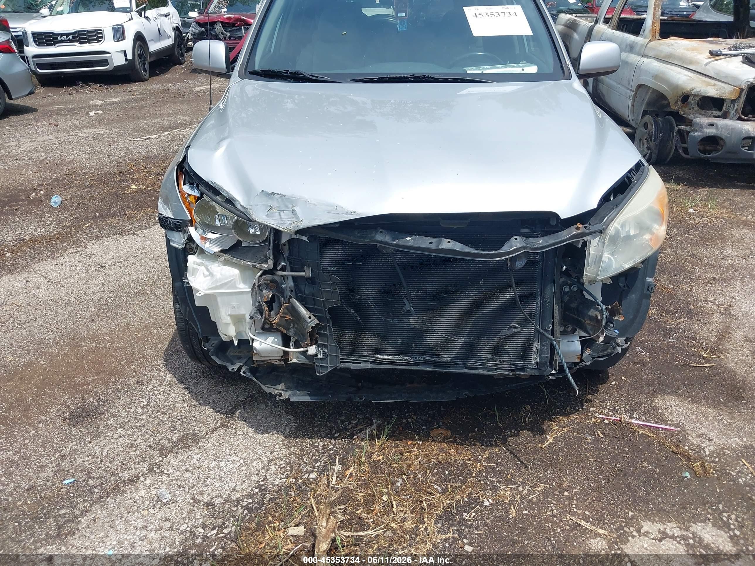 2008 Toyota Rav4 Limited Silver vin: JTMBD31V985142211