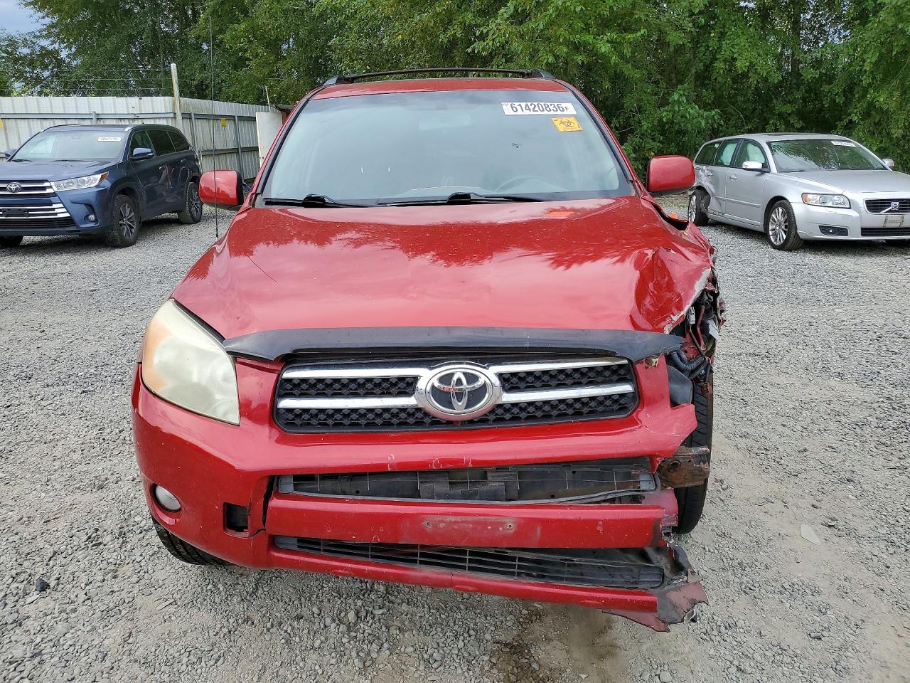 2008 Toyota Rav4 Limited Red vin: JTMBD31V985206182