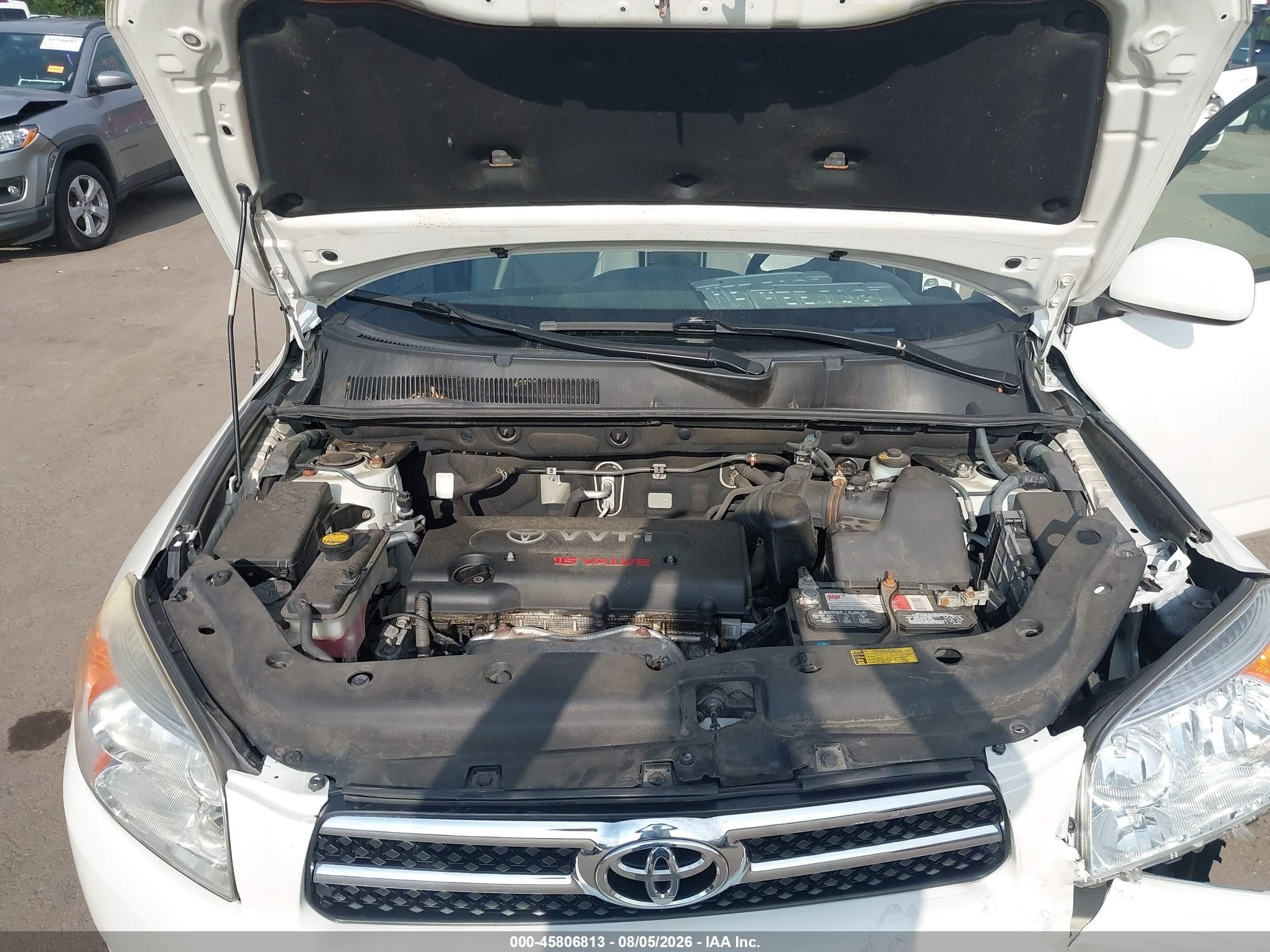 2008 Toyota Rav4 Limited White vin: JTMBD31V985212452