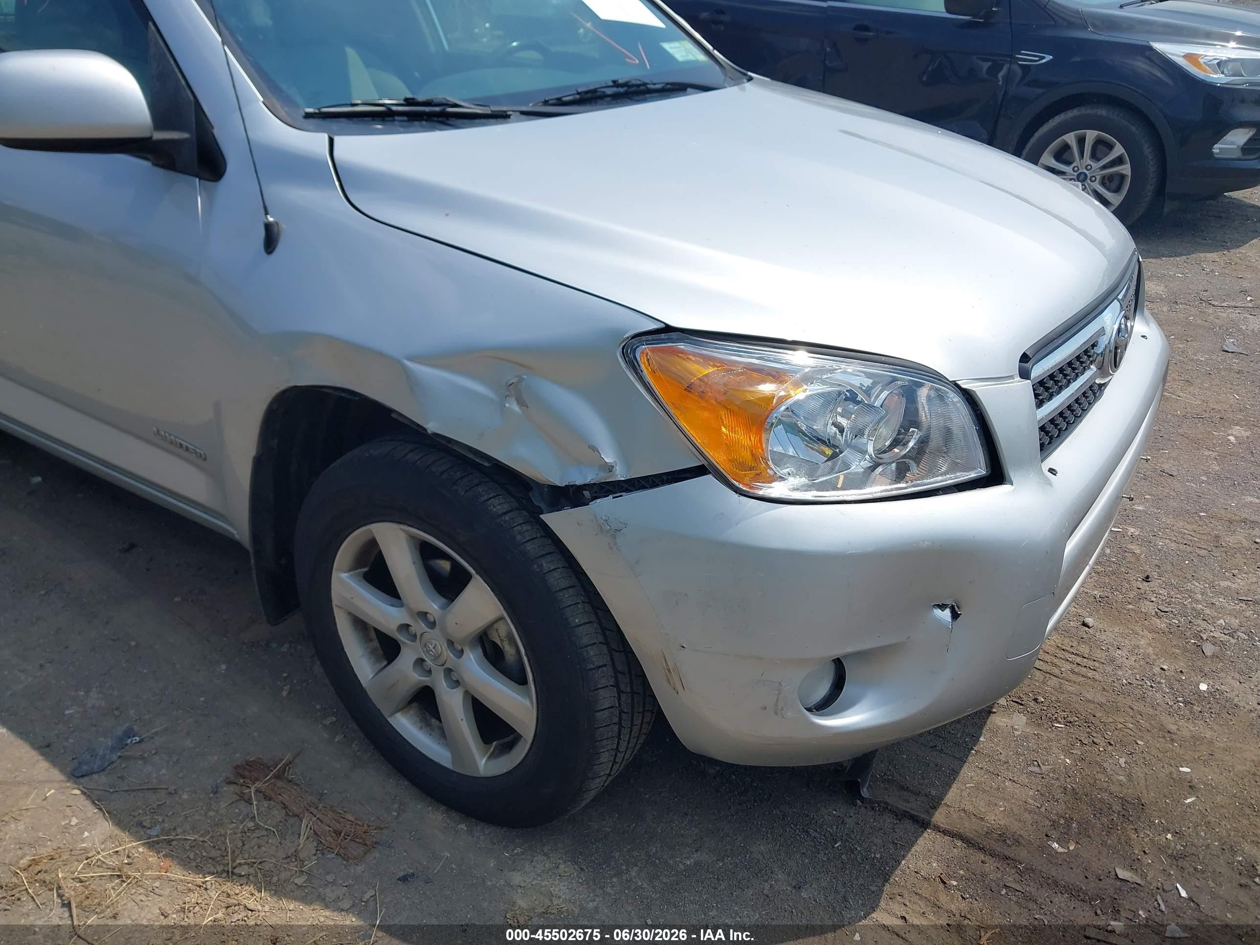 2006 Toyota Rav4 Limited Silver vin: JTMBD31VX65007588