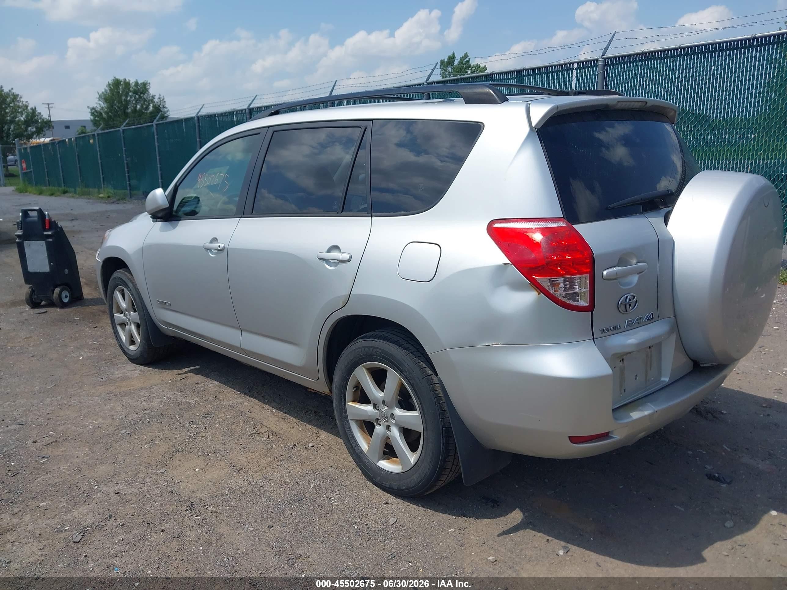 2006 Toyota Rav4 Limited Silver vin: JTMBD31VX65007588