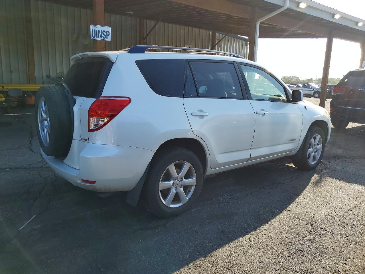 2007 Toyota Rav4 Limited White vin: JTMBD31VX75060597