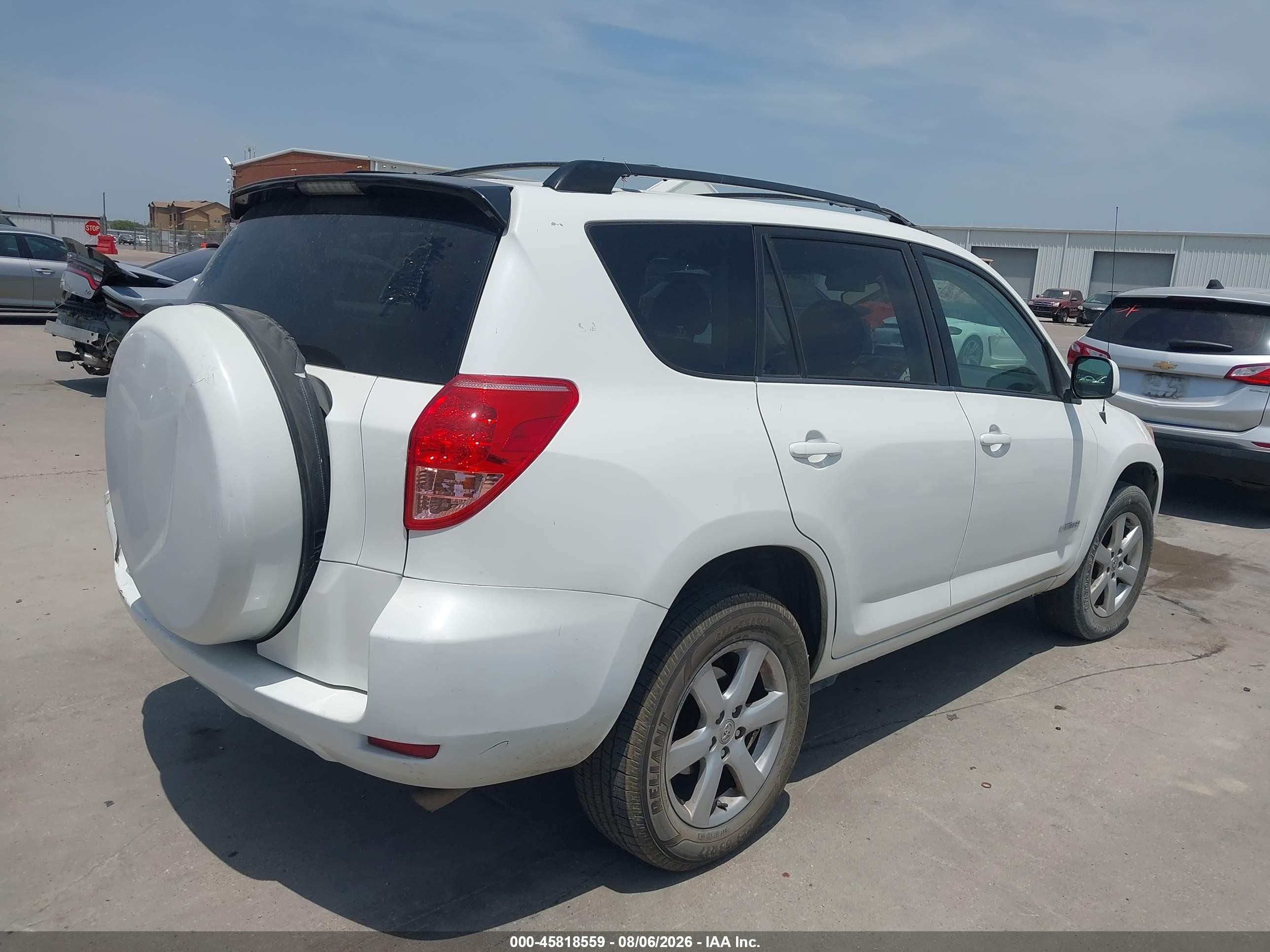 2007 Toyota Rav4 Limited White vin: JTMBD31VX75079151