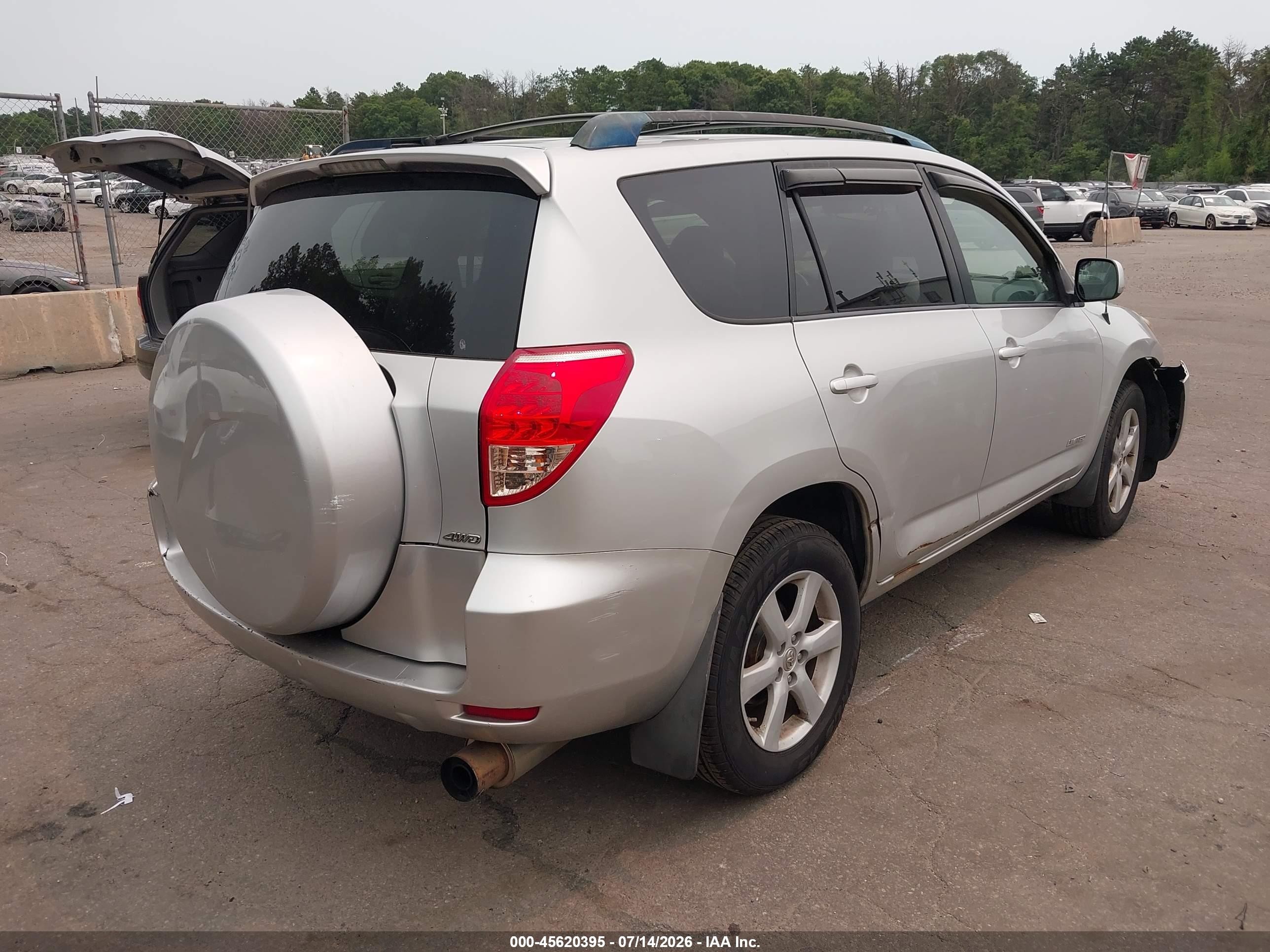 2007 Toyota Rav4 Limited Silver vin: JTMBD31VX76028467