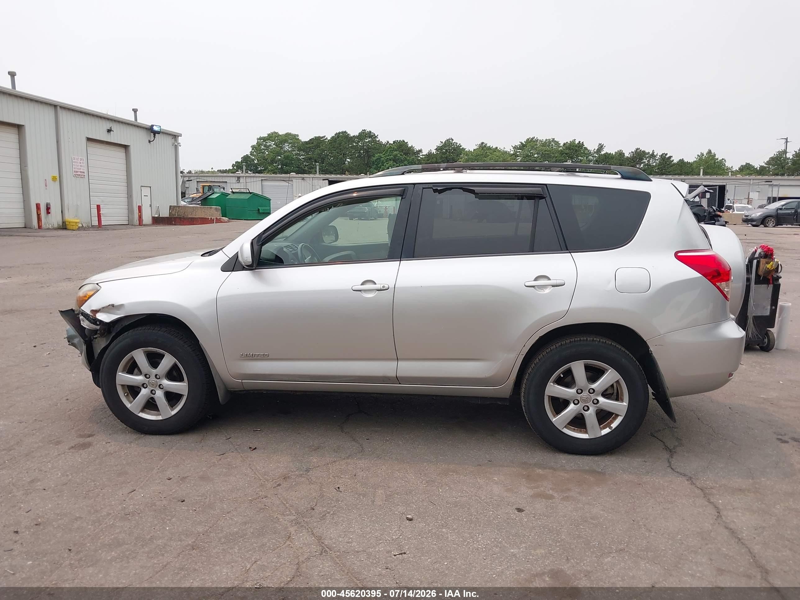 2007 Toyota Rav4 Limited Silver vin: JTMBD31VX76028467