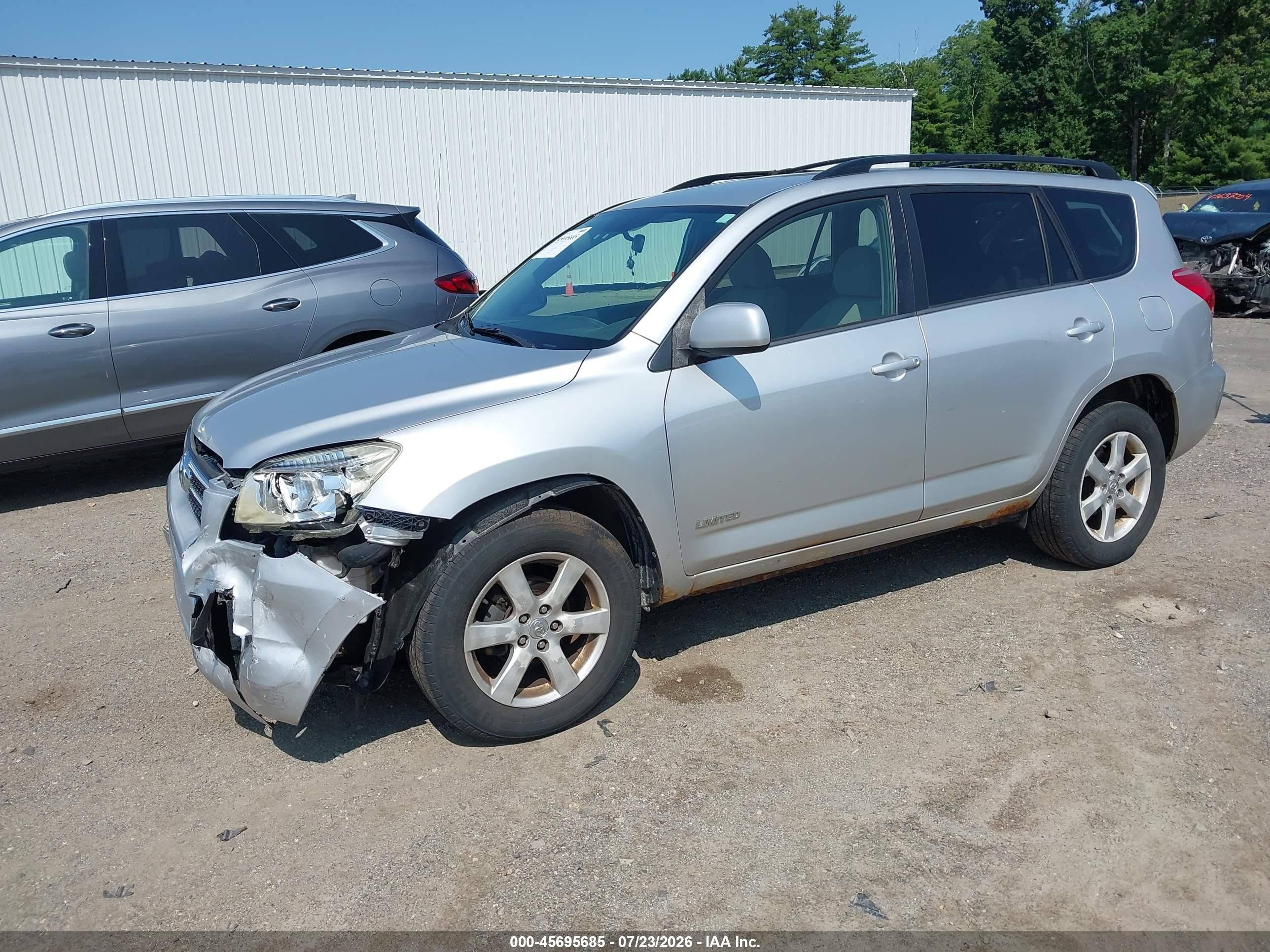 2008 Toyota Rav4 Limited Silver vin: JTMBD31VX85126678
