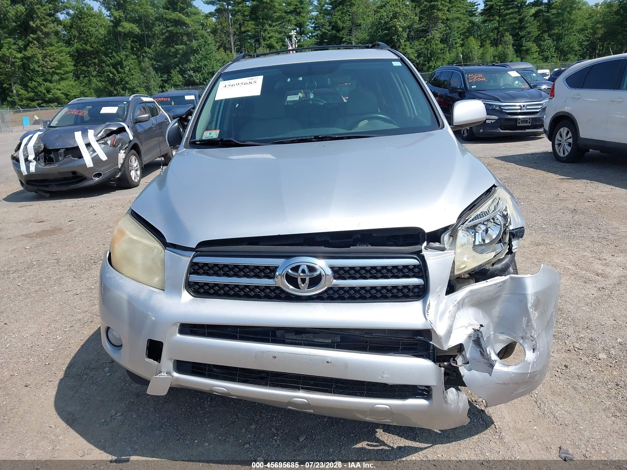 2008 Toyota Rav4 Limited Silver vin: JTMBD31VX85126678