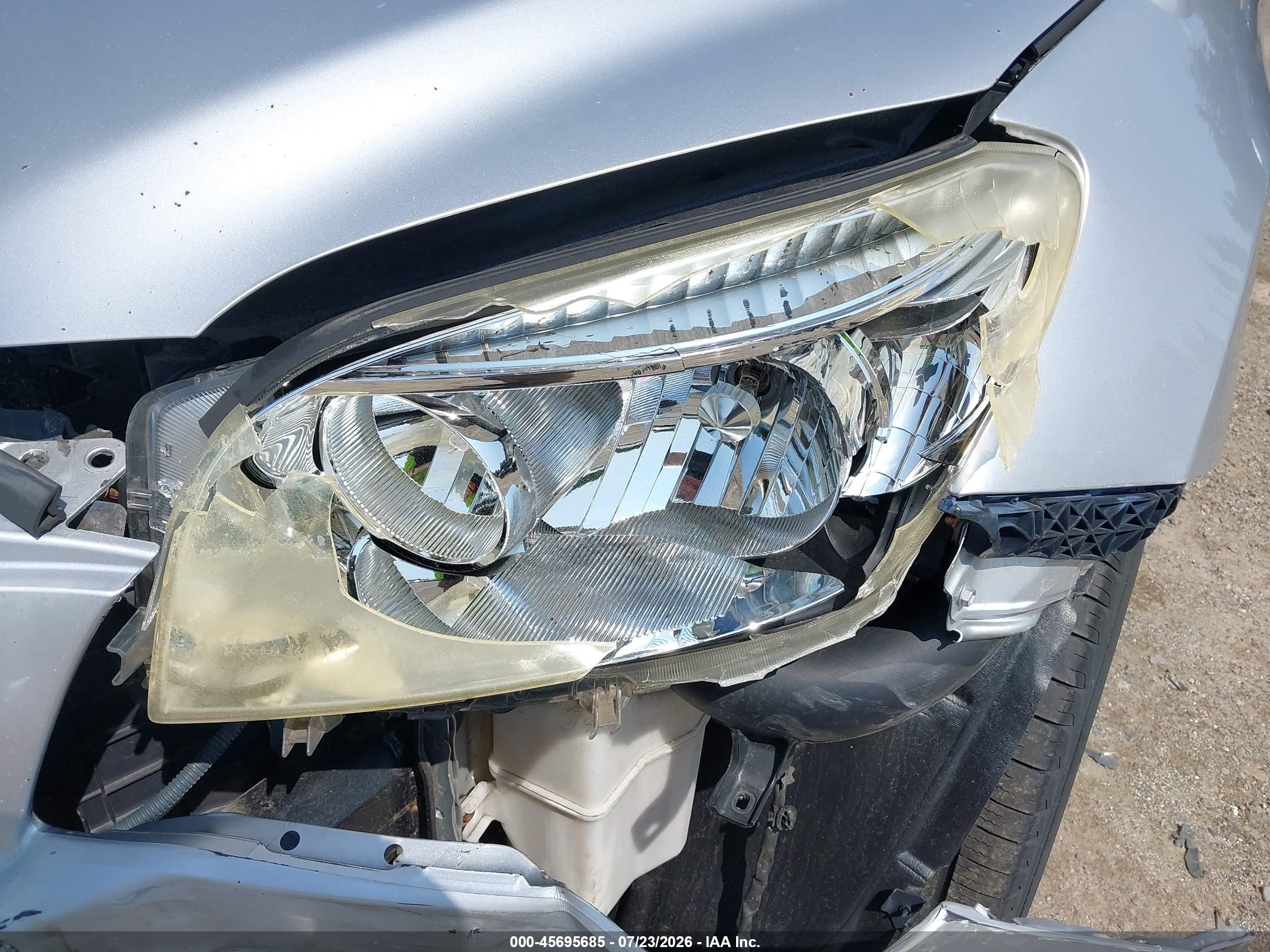 2008 Toyota Rav4 Limited Silver vin: JTMBD31VX85126678