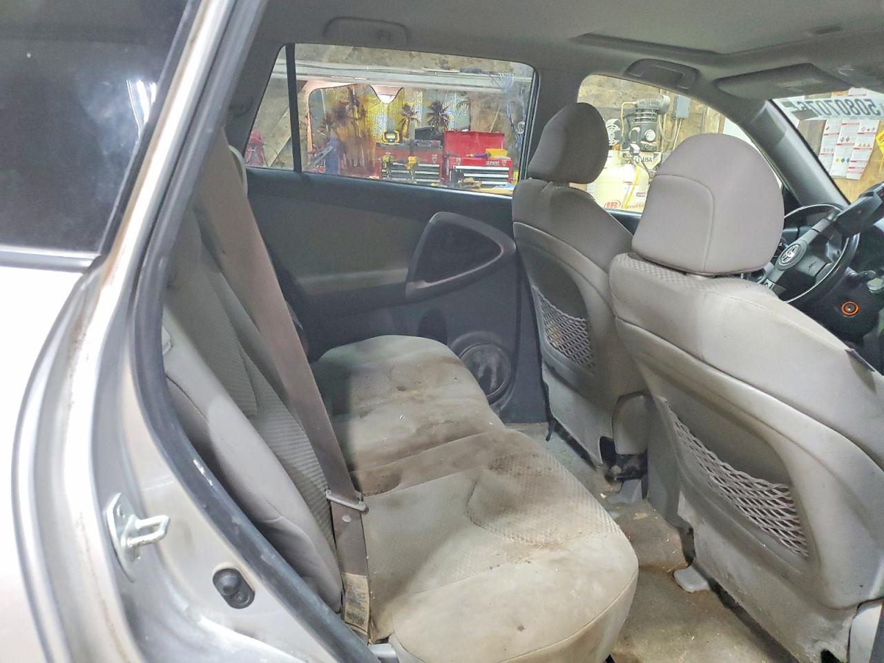2008 Toyota Rav4 Limited Silver vin: JTMBD31VX86066055