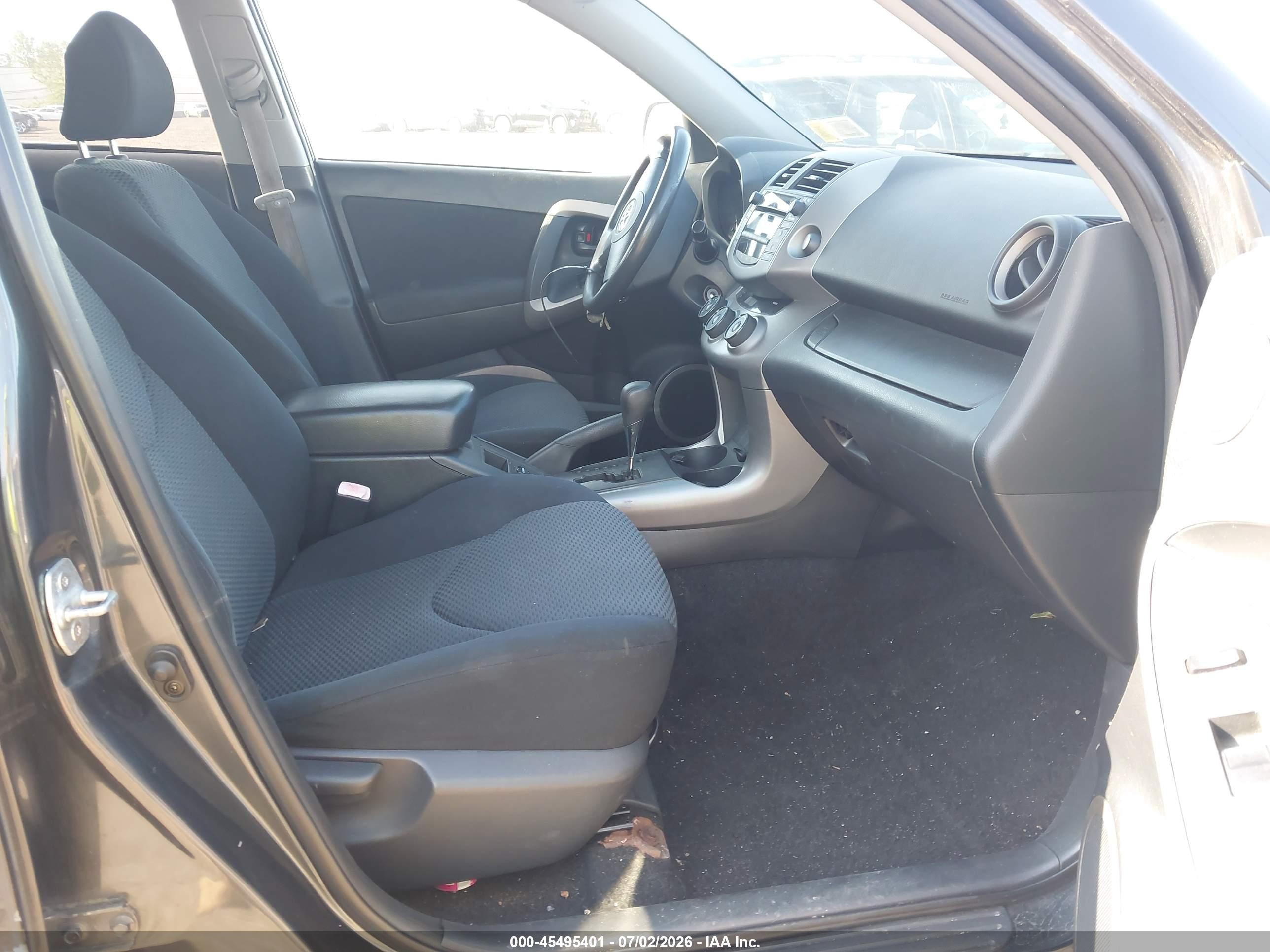 2006 Toyota Rav4 Sport Gray vin: JTMBD32V066013120