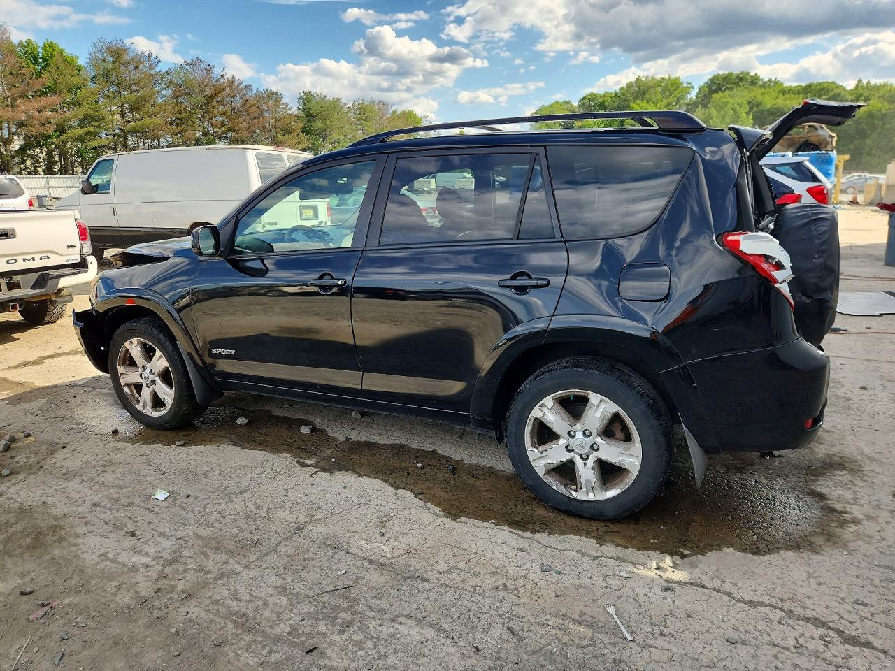 2007 Toyota Rav4 Sport Black vin: JTMBD32V075106520