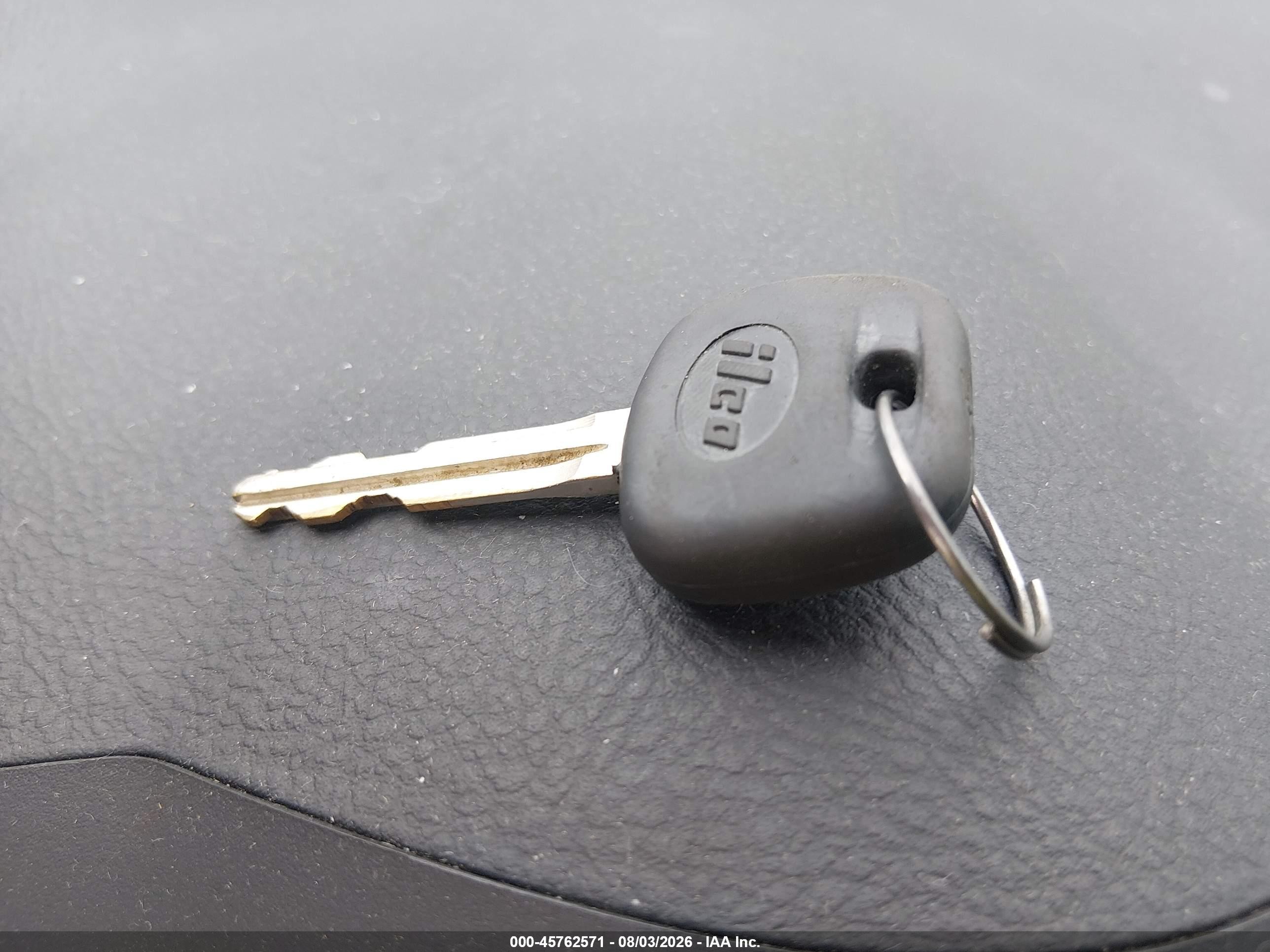 2007 Toyota Rav4 Sport Silver vin: JTMBD32V076048404