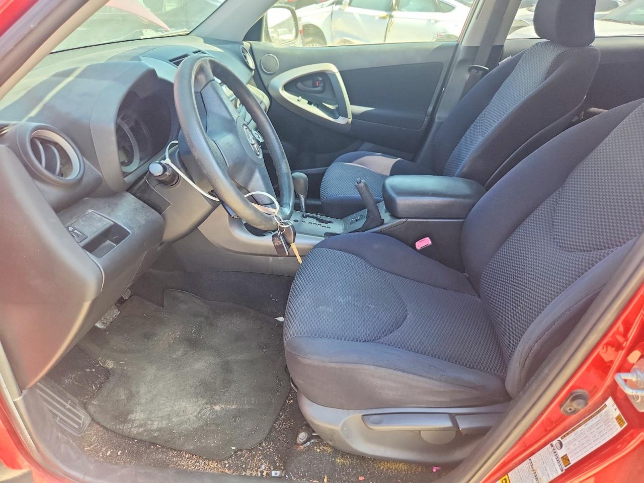 2007 Toyota Rav4 Sport Red vin: JTMBD32V175061927