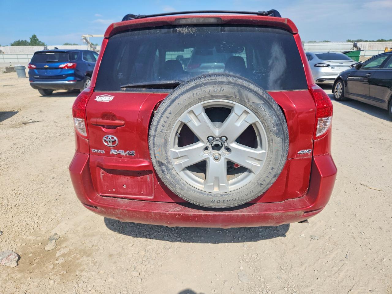 2007 Toyota Rav4 Sport Red vin: JTMBD32V175061927