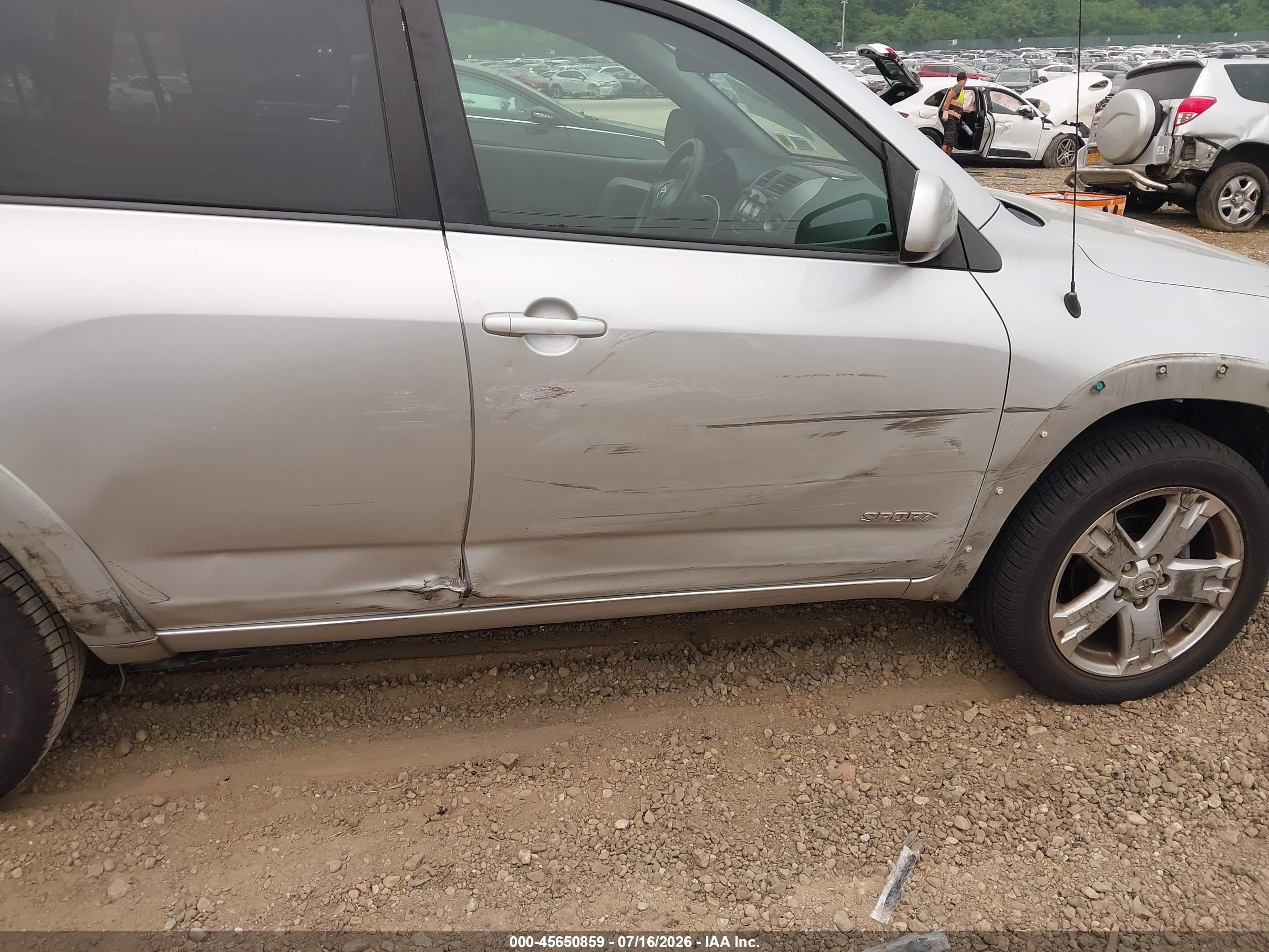2008 Toyota Rav4 Sport Gray vin: JTMBD32V186068484