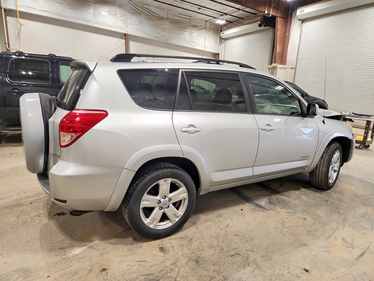 2007 Toyota Rav4 Sport Silver vin: JTMBD32V275116613