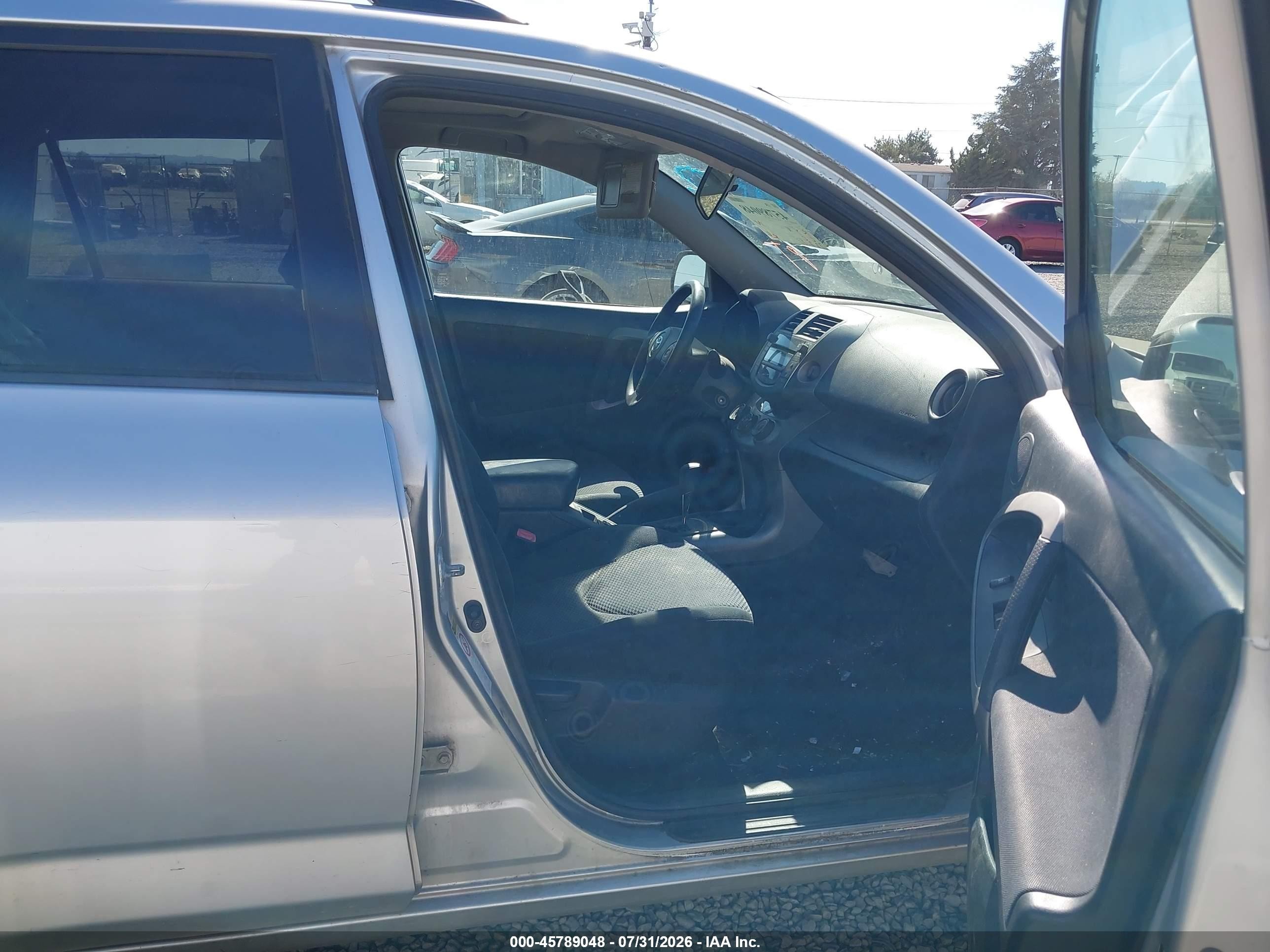 2007 Toyota Rav4 Sport Silver vin: JTMBD32V276053085