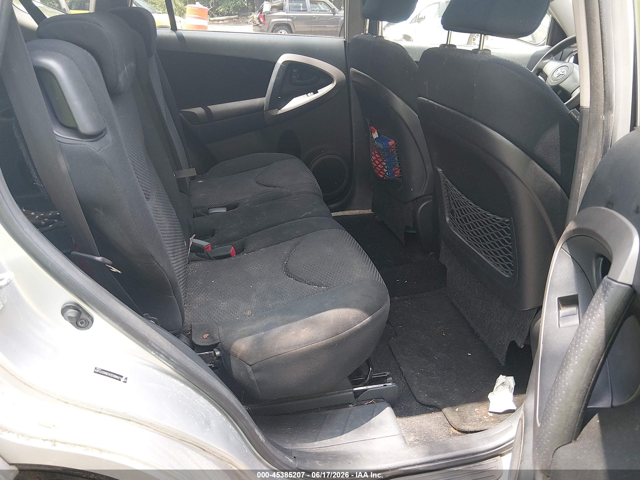 2008 Toyota Rav4 Sport Silver vin: JTMBD32V286071491