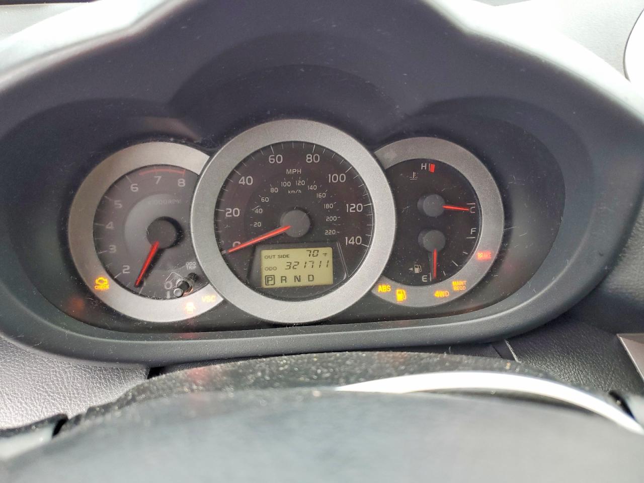 2006 Toyota Rav4 Sport Red vin: JTMBD32V366021633