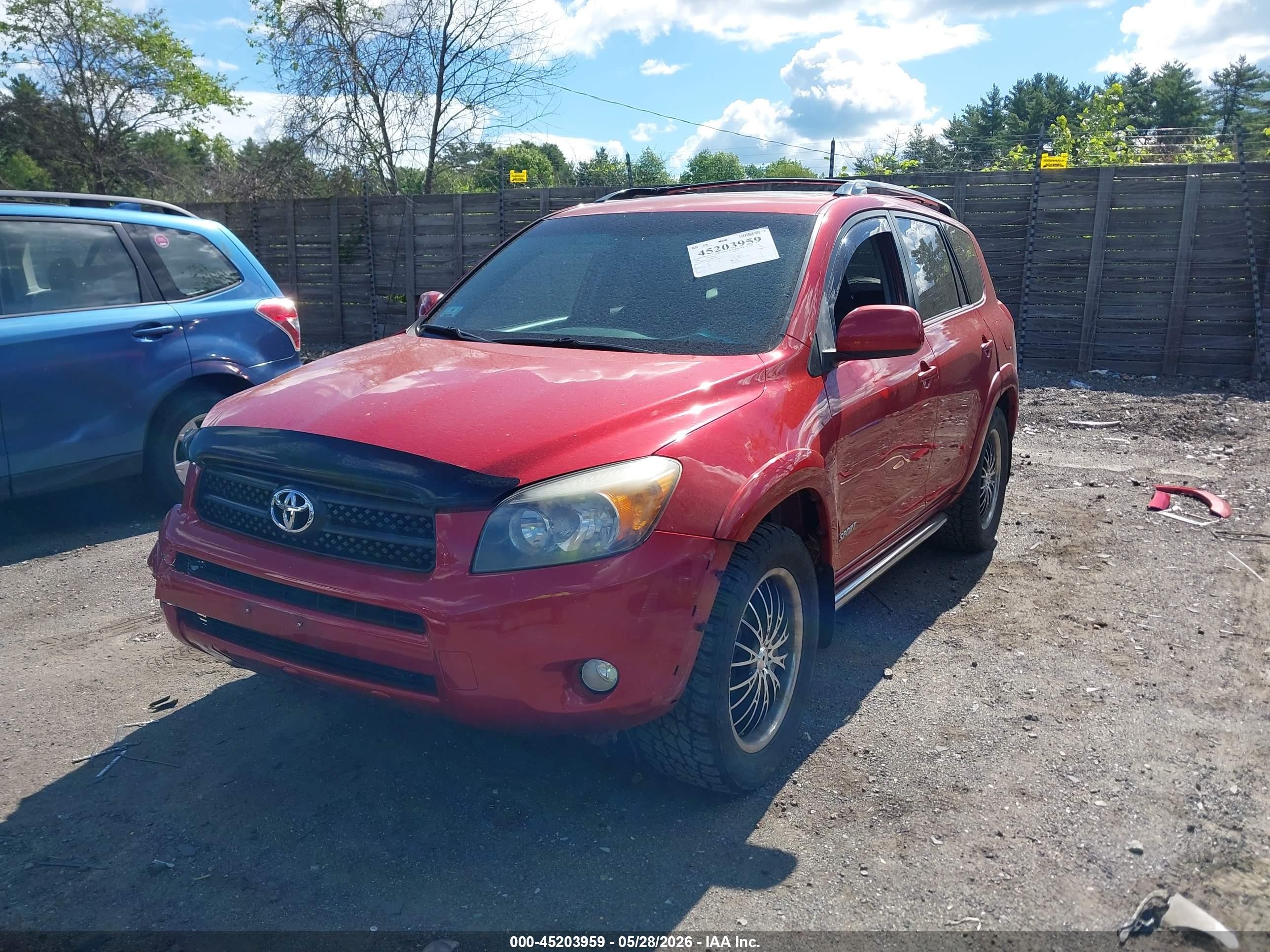 2007 Toyota Rav4 Sport Red vin: JTMBD32V376032584