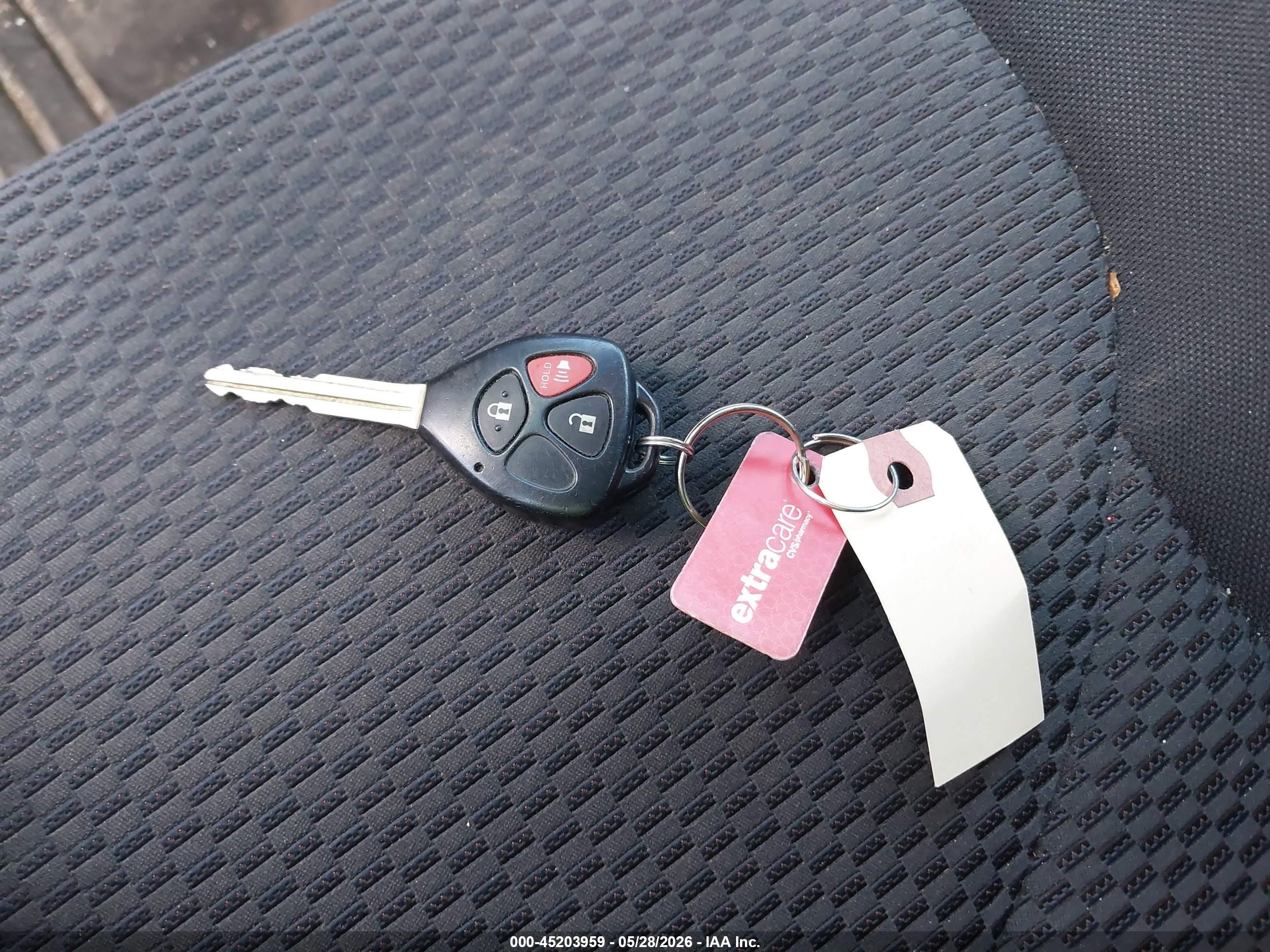 2007 Toyota Rav4 Sport Red vin: JTMBD32V376032584