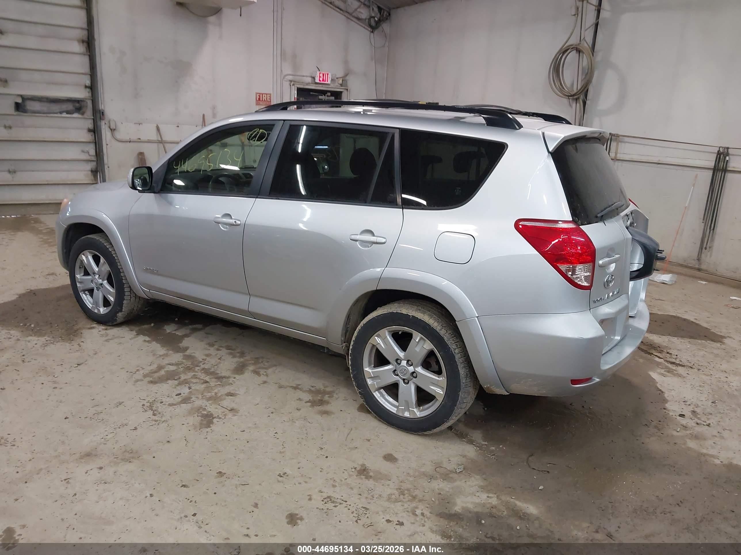 2008 Toyota Rav4 Sport Silver vin: JTMBD32V386076411