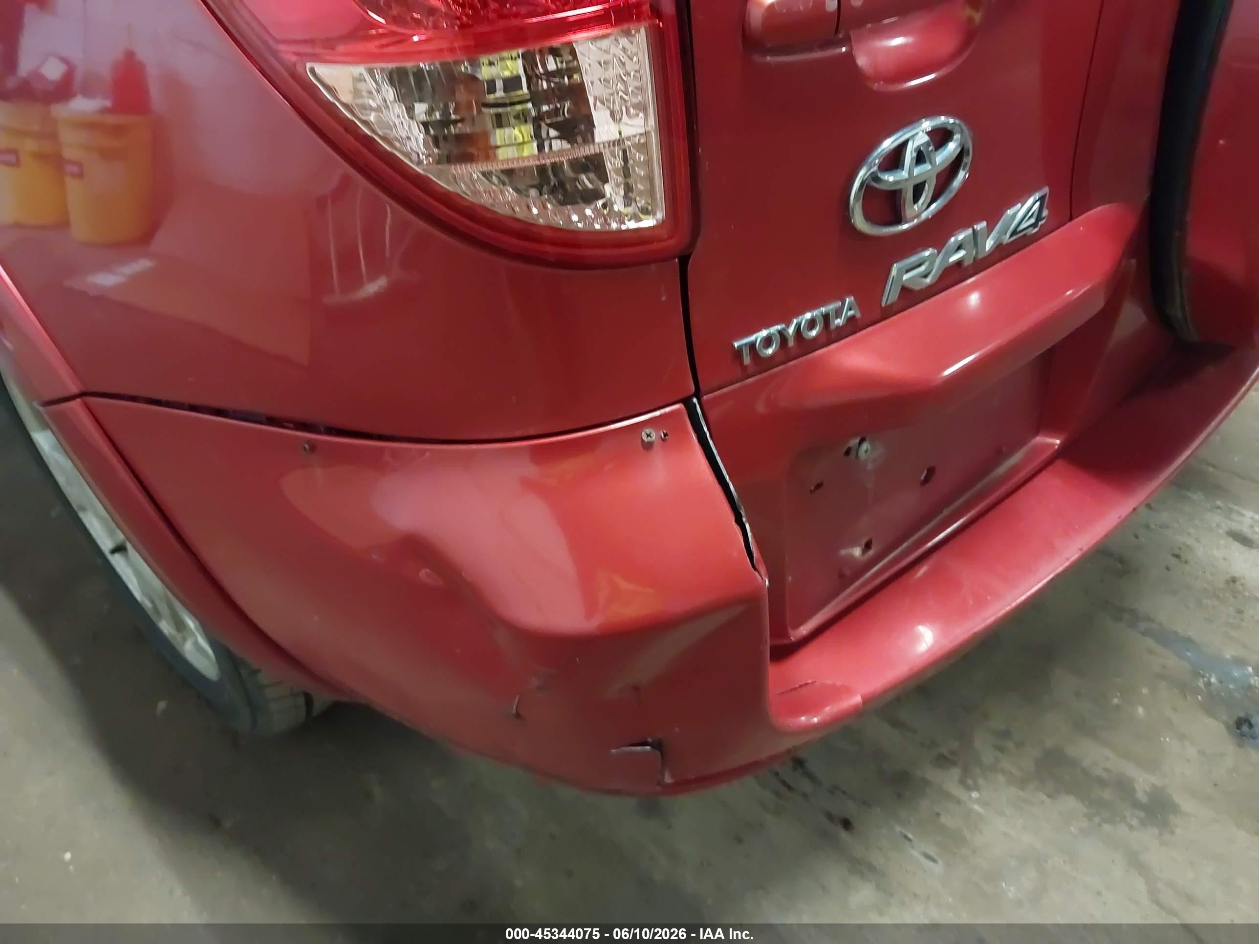 2007 Toyota Rav4 Sport Red vin: JTMBD32V475065227