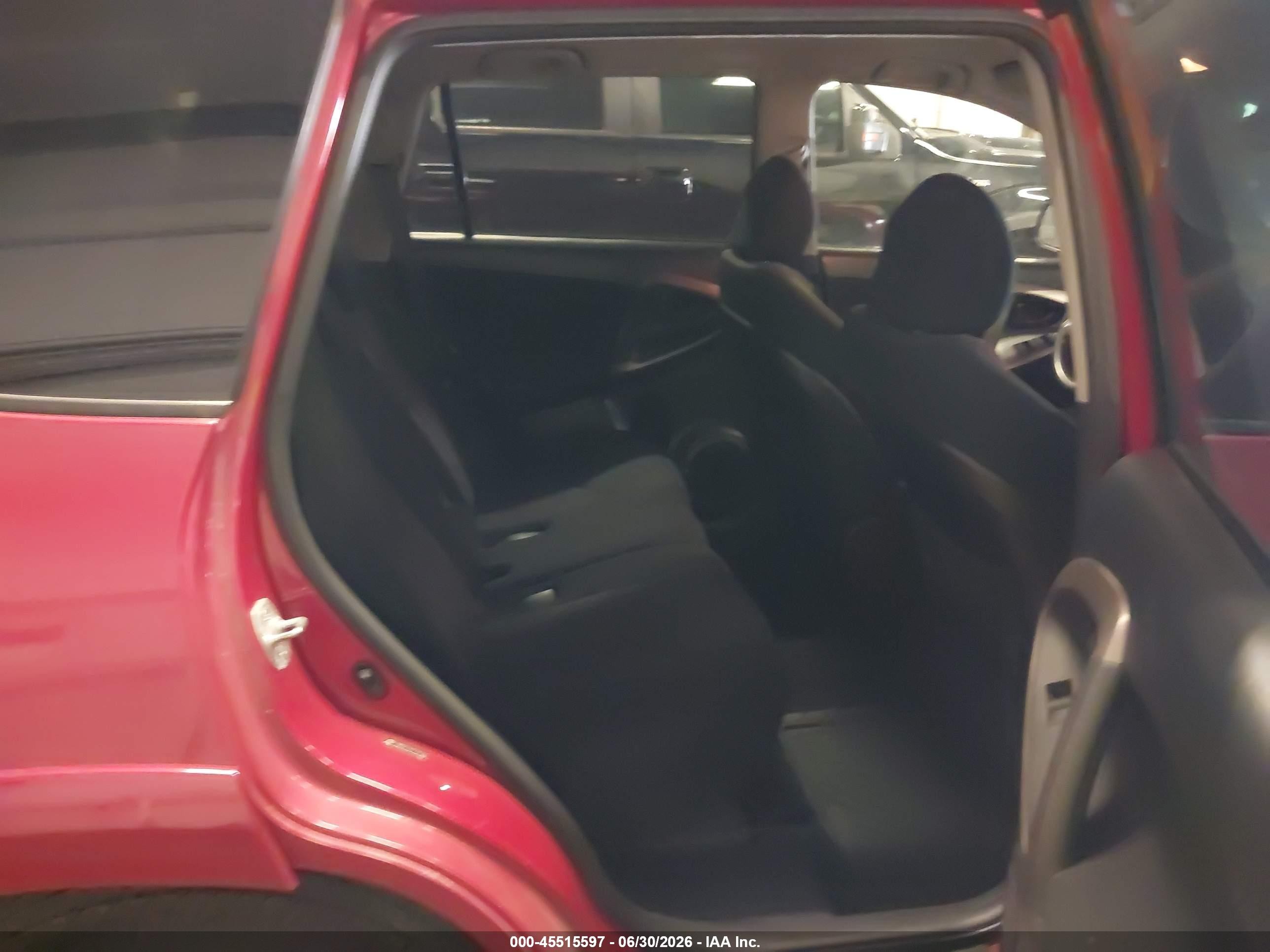 2007 Toyota Rav4 Sport Red vin: JTMBD32V475065227