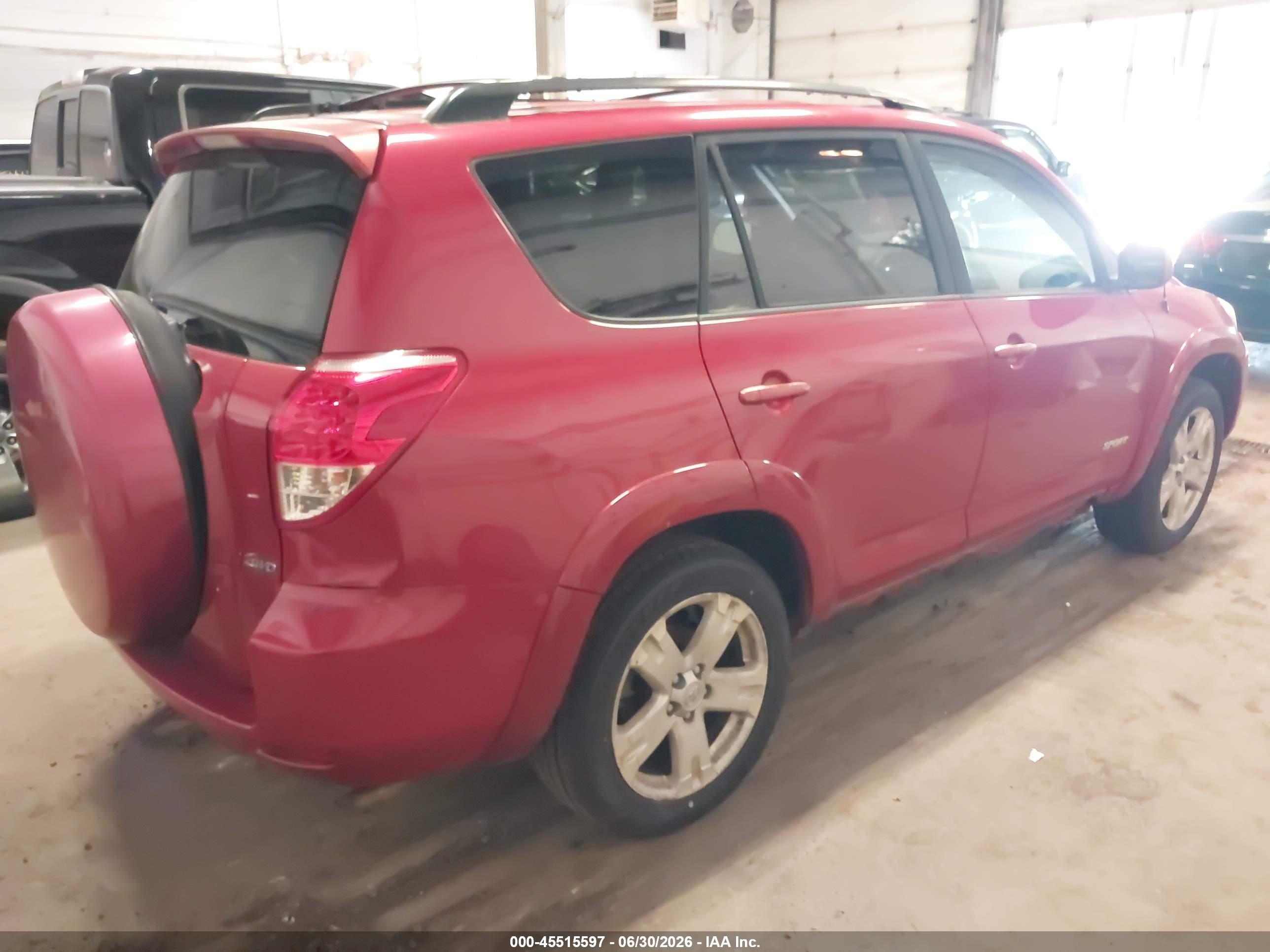 2007 Toyota Rav4 Sport Red vin: JTMBD32V475065227