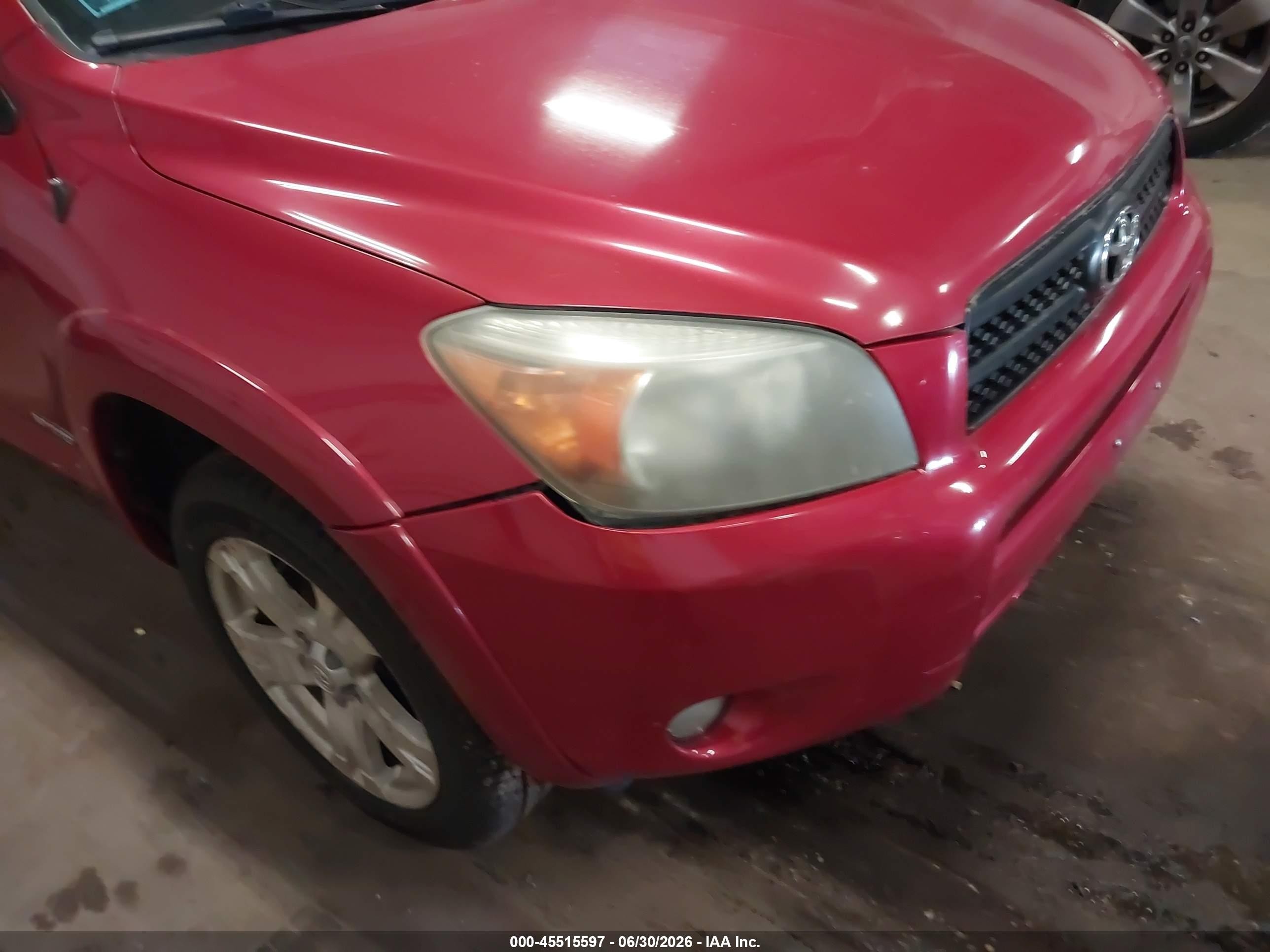 2007 Toyota Rav4 Sport Red vin: JTMBD32V475065227