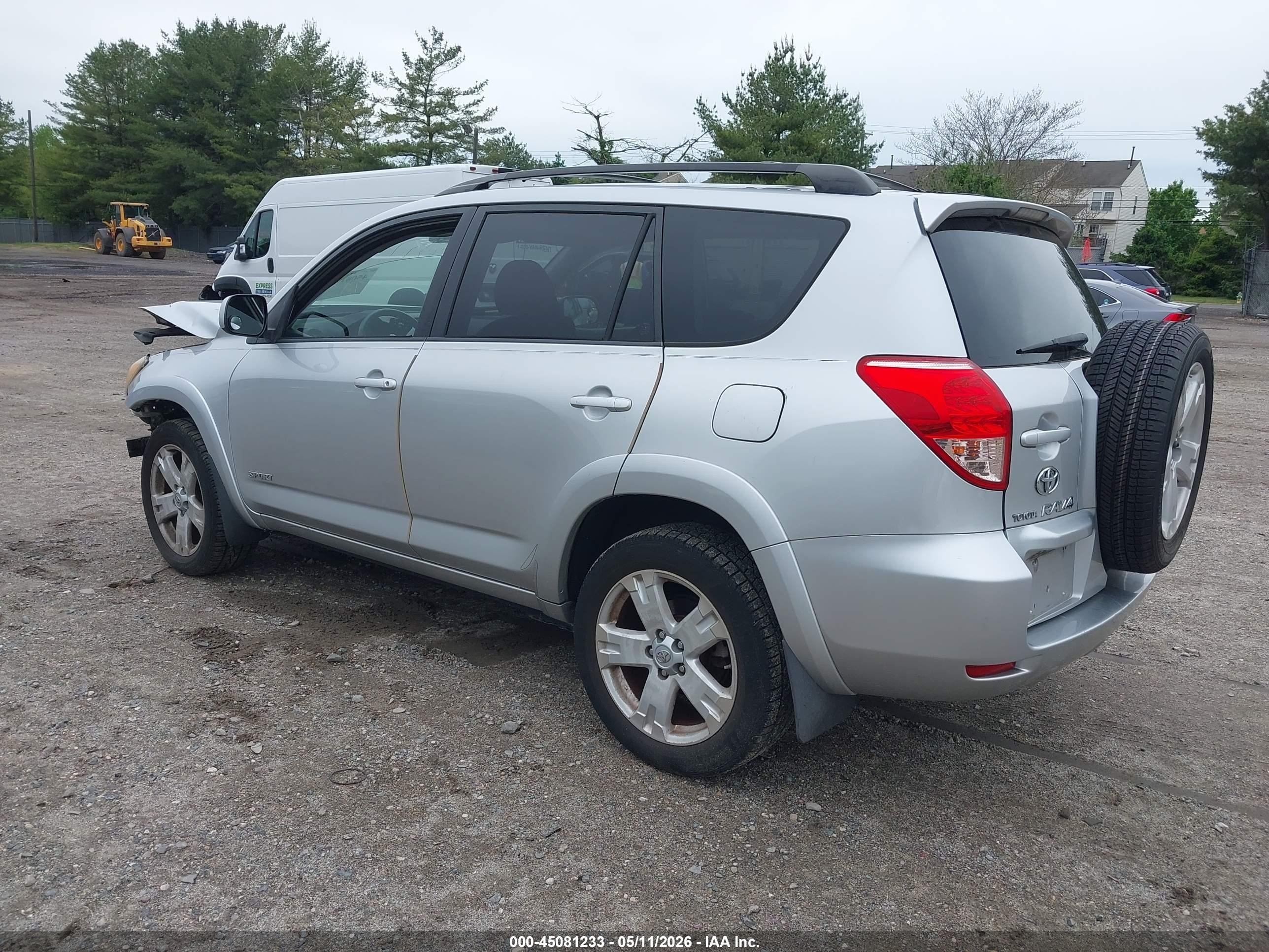 2007 Toyota Rav4 Sport Silver vin: JTMBD32V476028625