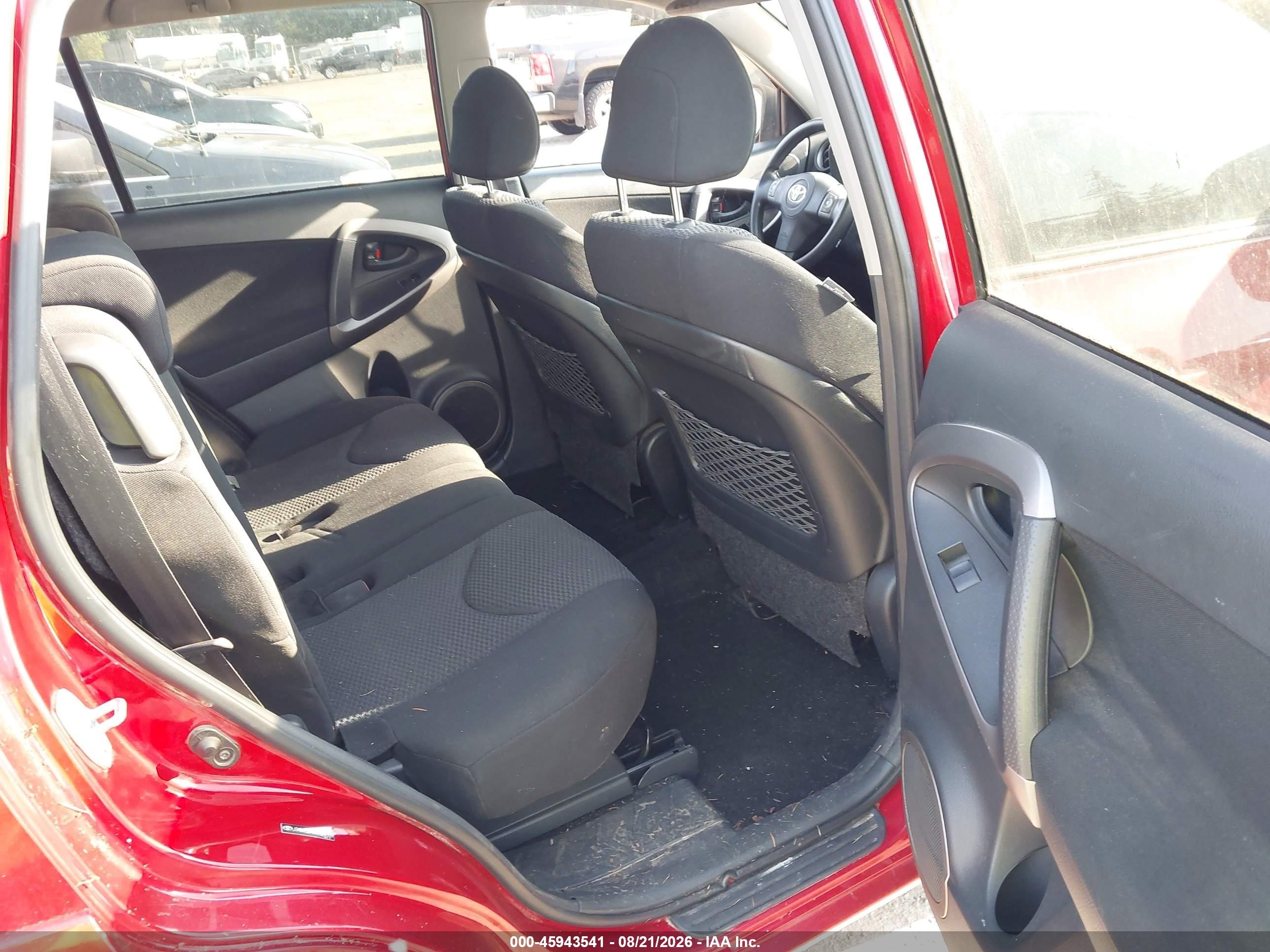 2007 Toyota Rav4 Sport Red vin: JTMBD32V476050558