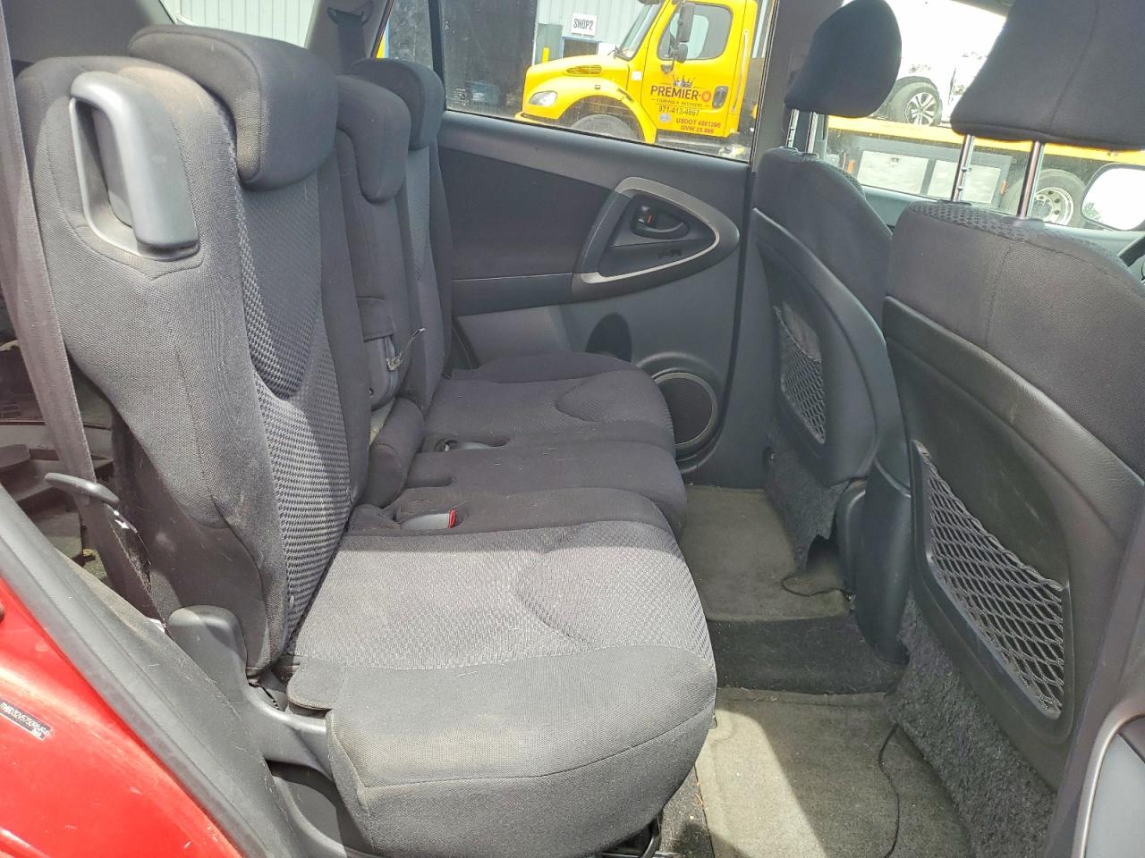 2007 Toyota Rav4 Sport Red vin: JTMBD32V575098494