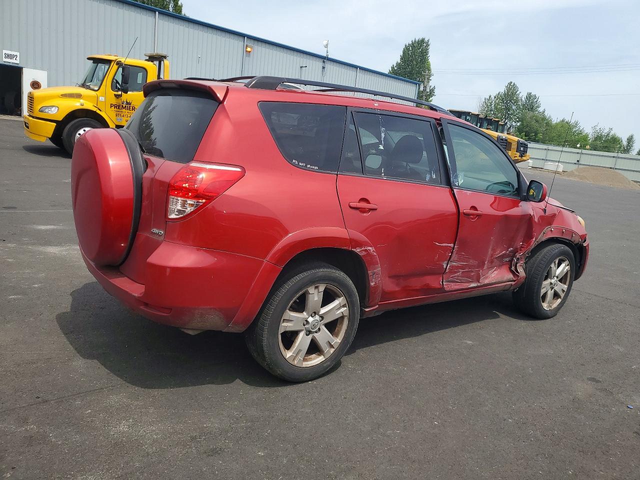 2007 Toyota Rav4 Sport Red vin: JTMBD32V575098494