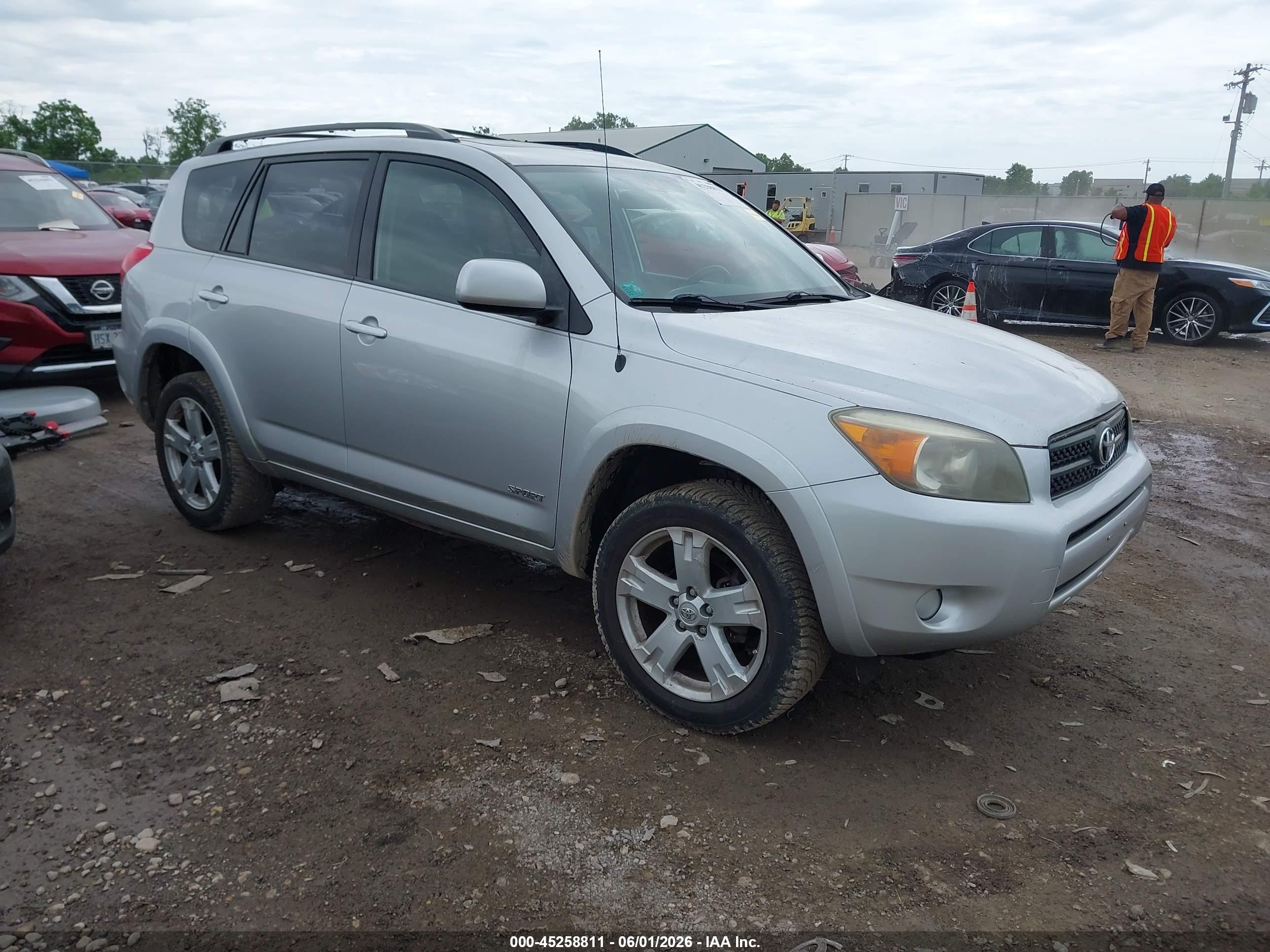 2007 Toyota Rav4 Sport Silver vin: JTMBD32V576040198