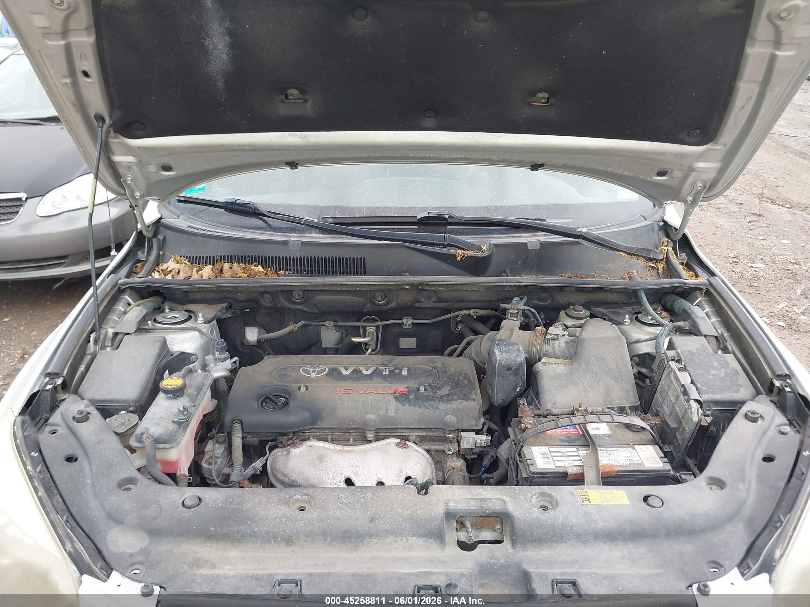 2007 Toyota Rav4 Sport Silver vin: JTMBD32V576040198