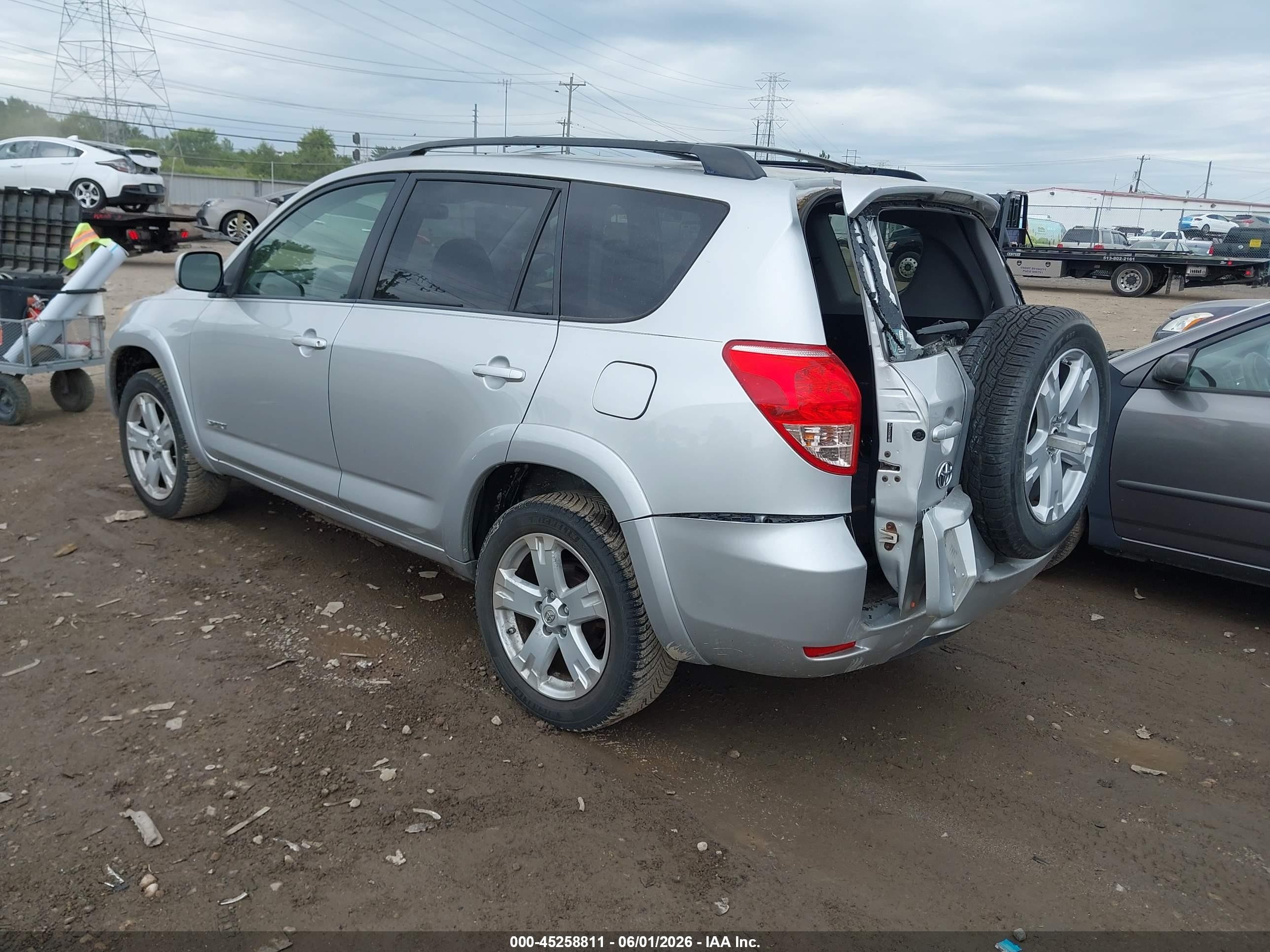 2007 Toyota Rav4 Sport Silver vin: JTMBD32V576040198