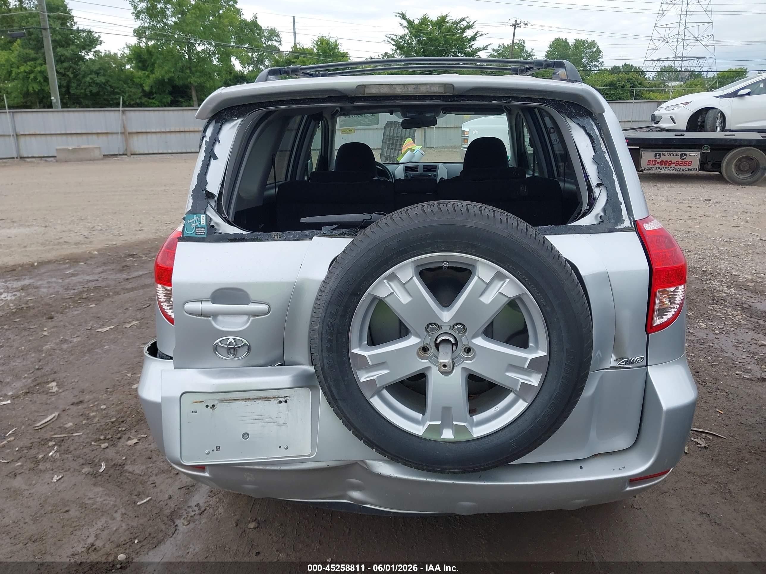 2007 Toyota Rav4 Sport Silver vin: JTMBD32V576040198