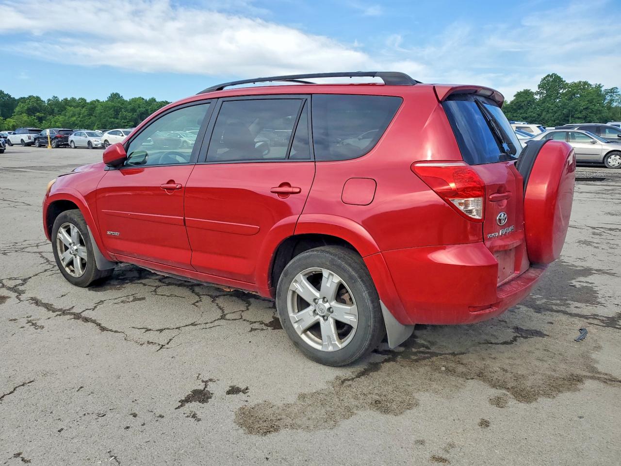 2008 Toyota Rav4 Sport Red vin: JTMBD32V585143001