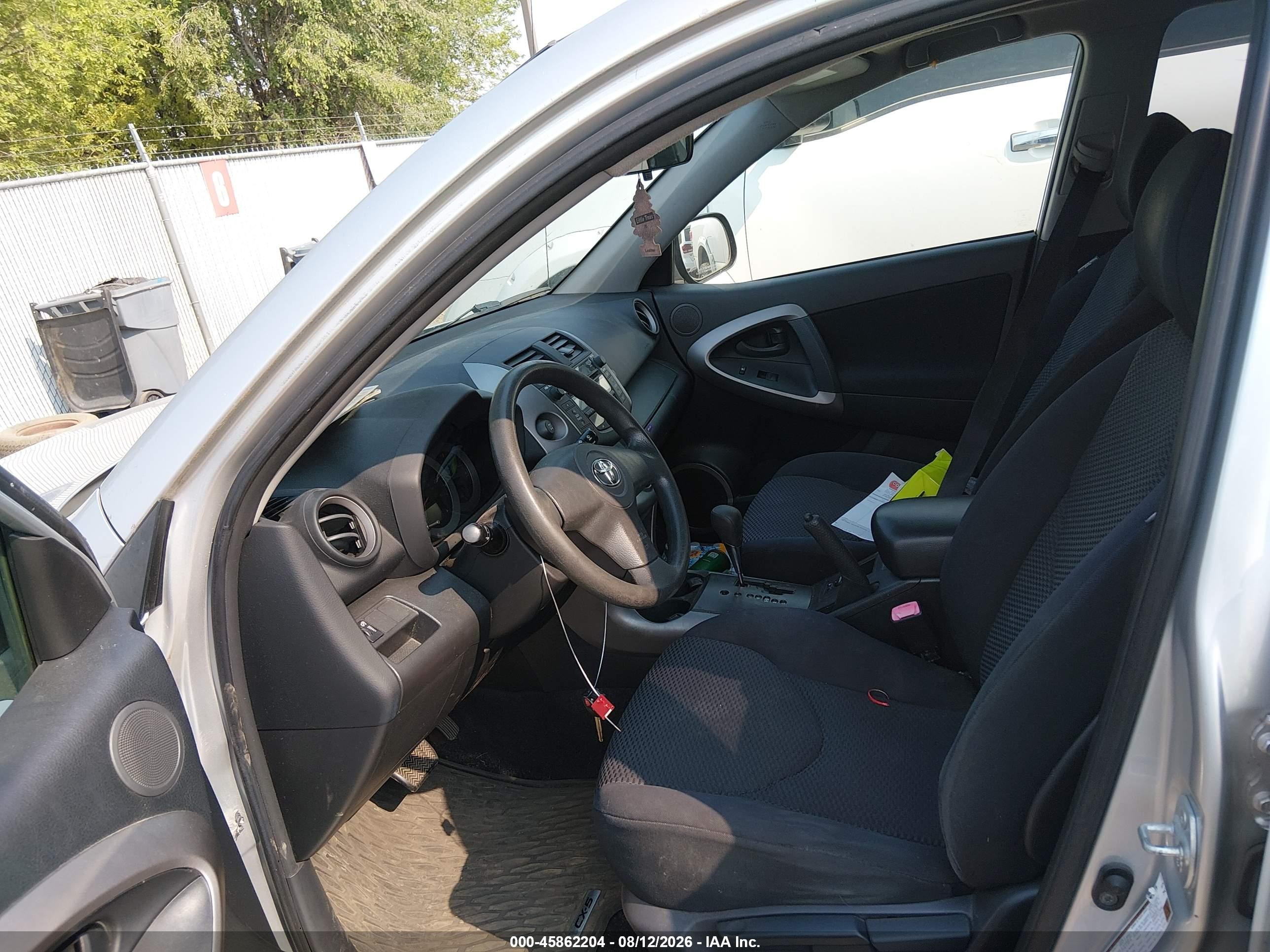 2007 Toyota Rav4 Sport Серебряный vin: JTMBD32V675063821