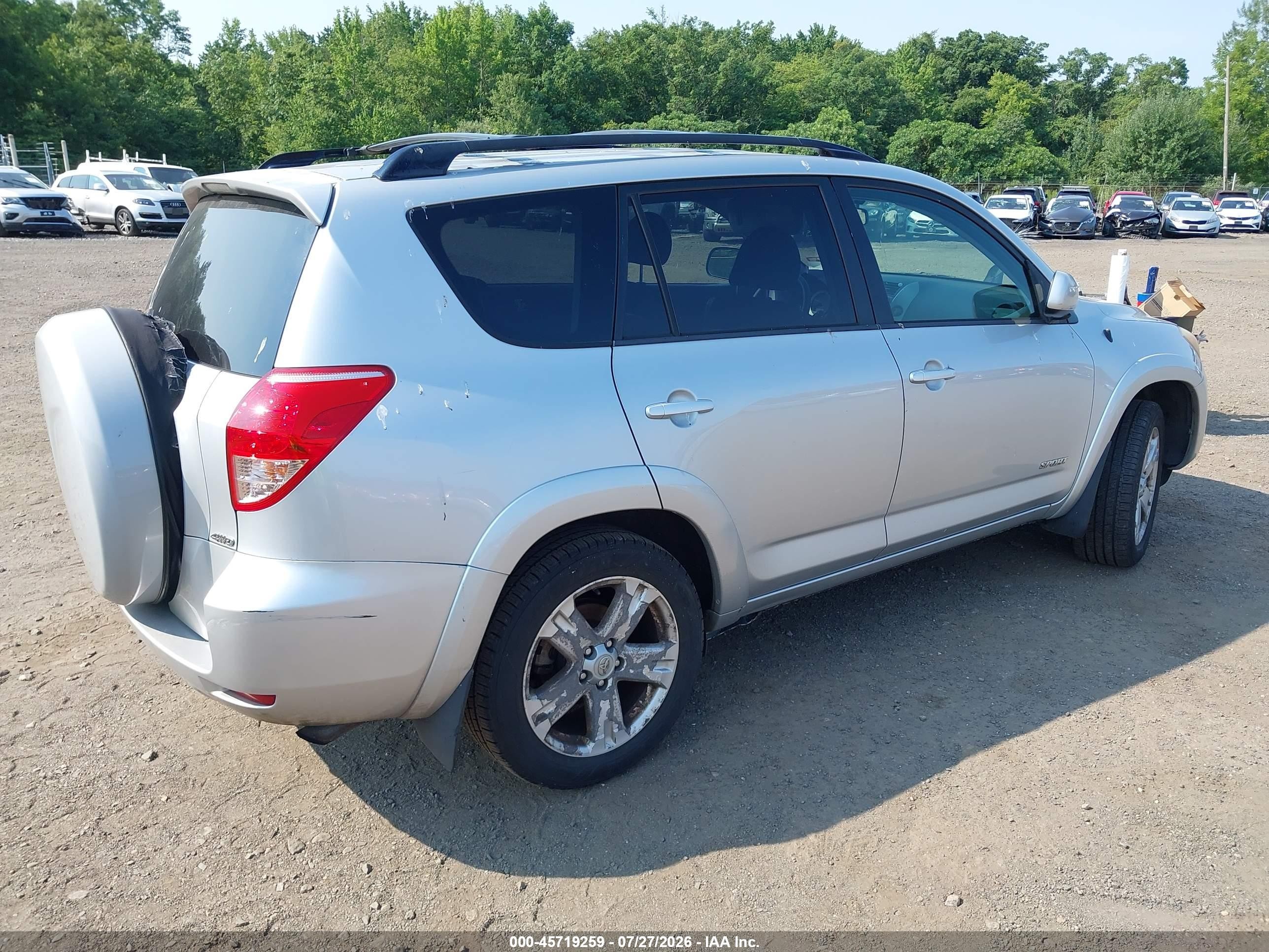 2007 Toyota Rav4 Sport Silver vin: JTMBD32V675070946