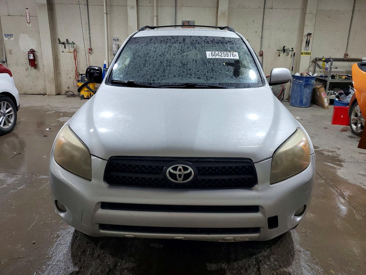 2007 Toyota Rav4 Sport Silver vin: JTMBD32V676029551