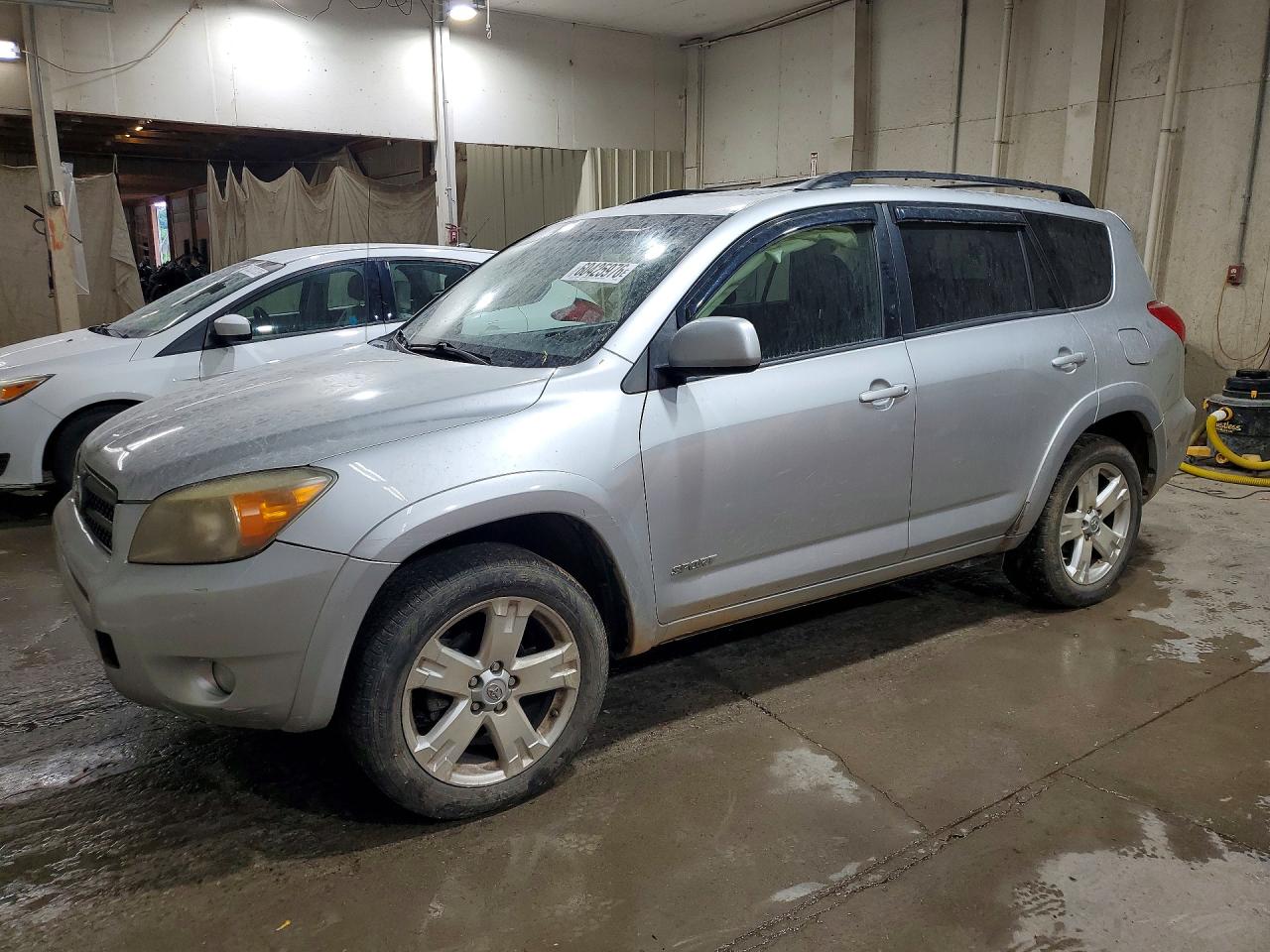 2007 Toyota Rav4 Sport Silver vin: JTMBD32V676029551