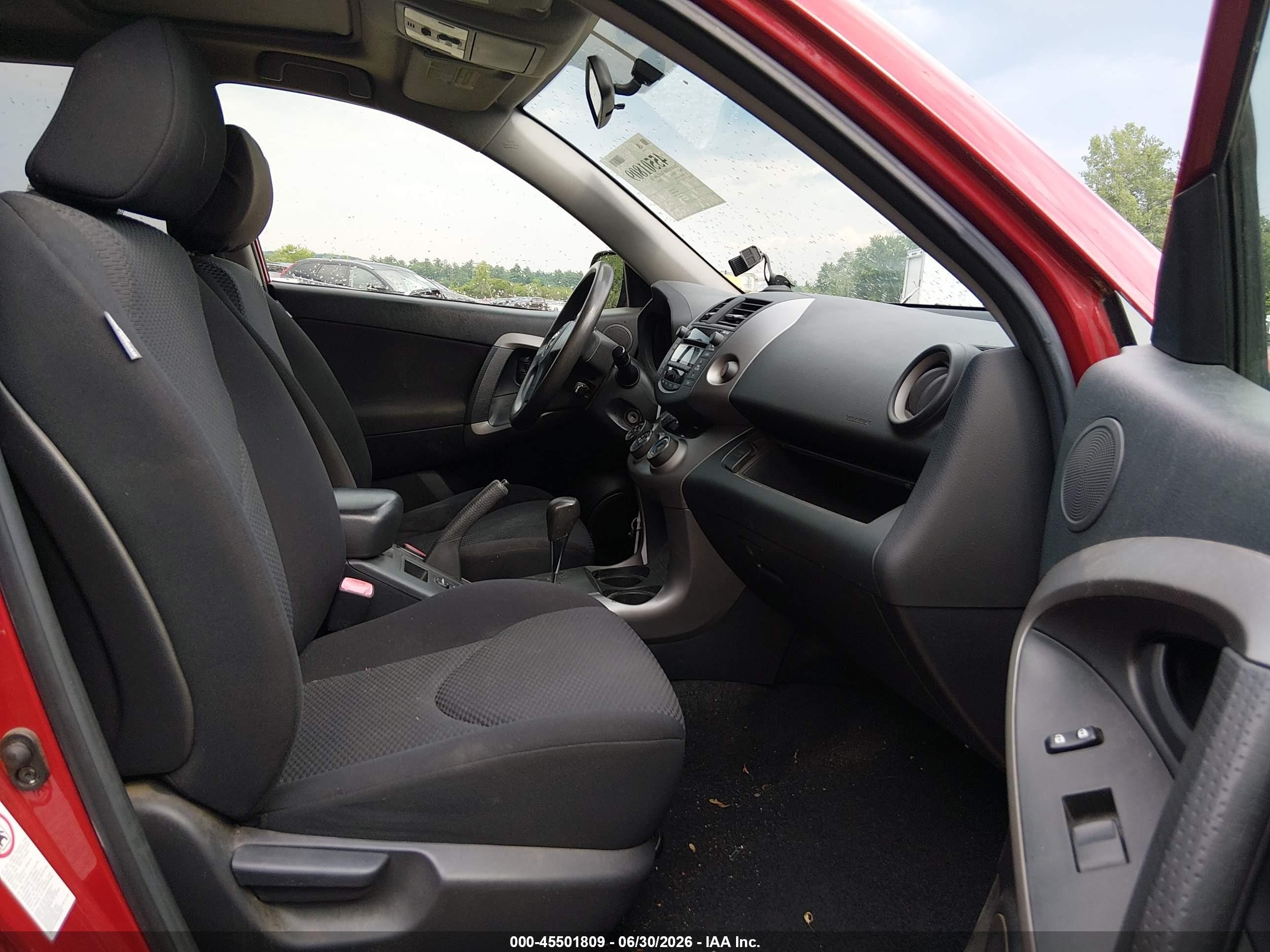 2008 Toyota Rav4 Sport Red vin: JTMBD32V685162690